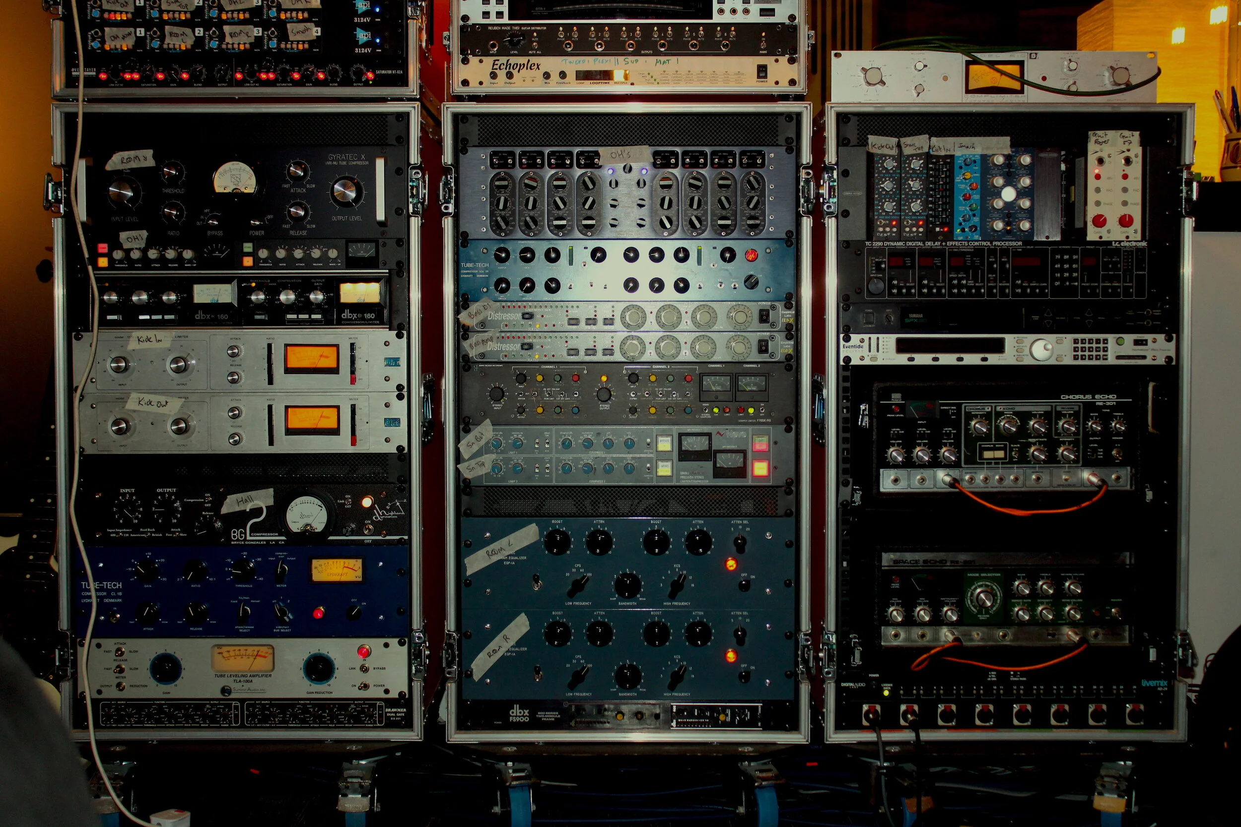 HARDWARE CHAMBERSTUDIO.JPG