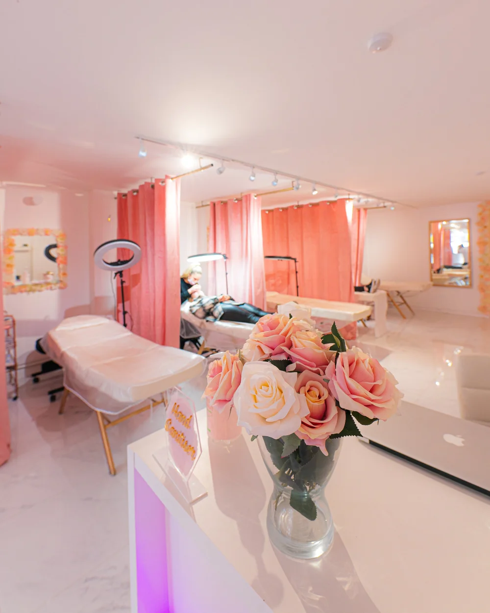 Gel Lash Extensions Bristol — Allure Lash Lounge