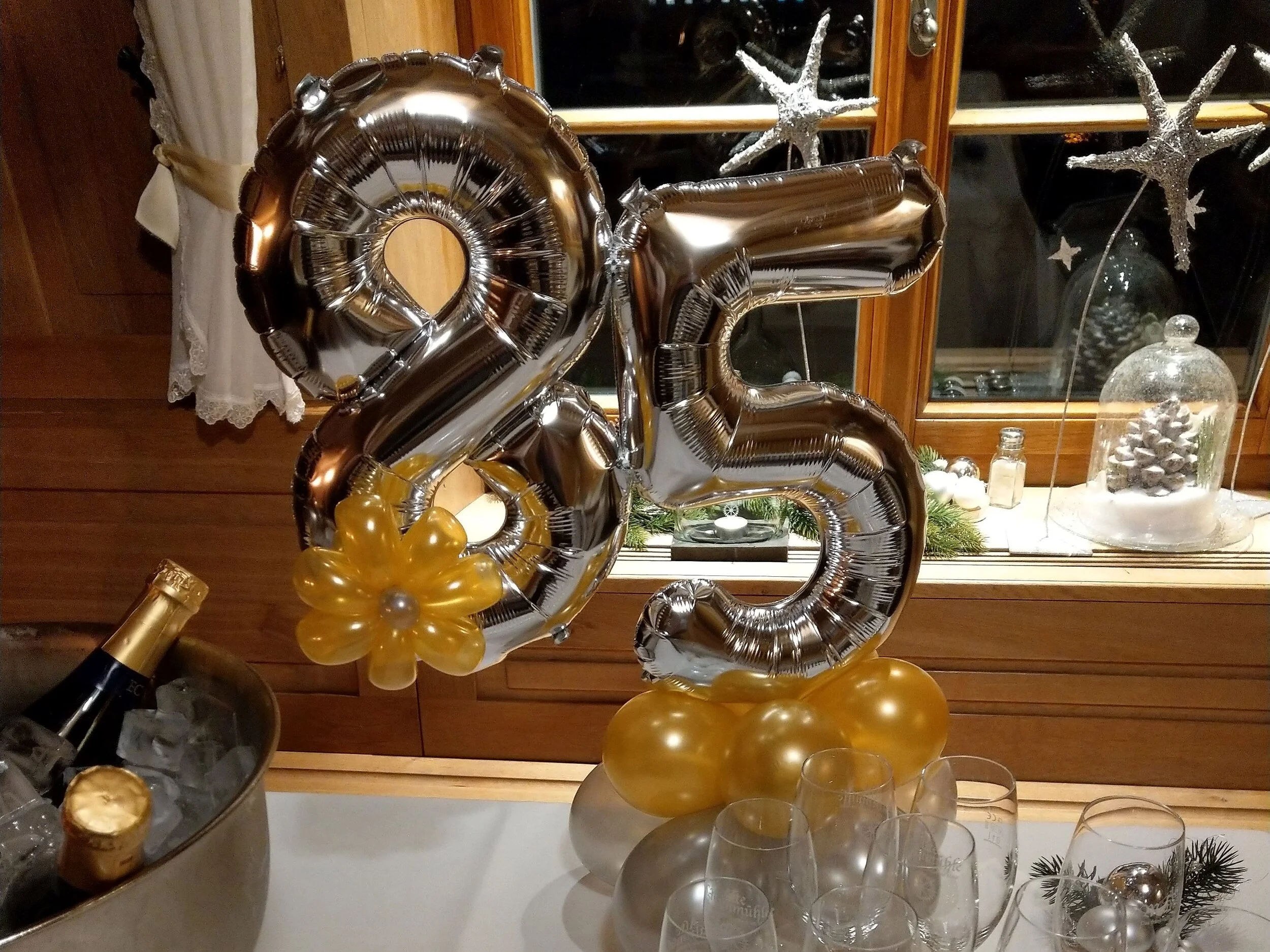 Atongarix-Ballondekoration_kleine-Zahelnkombination-1.jpg
