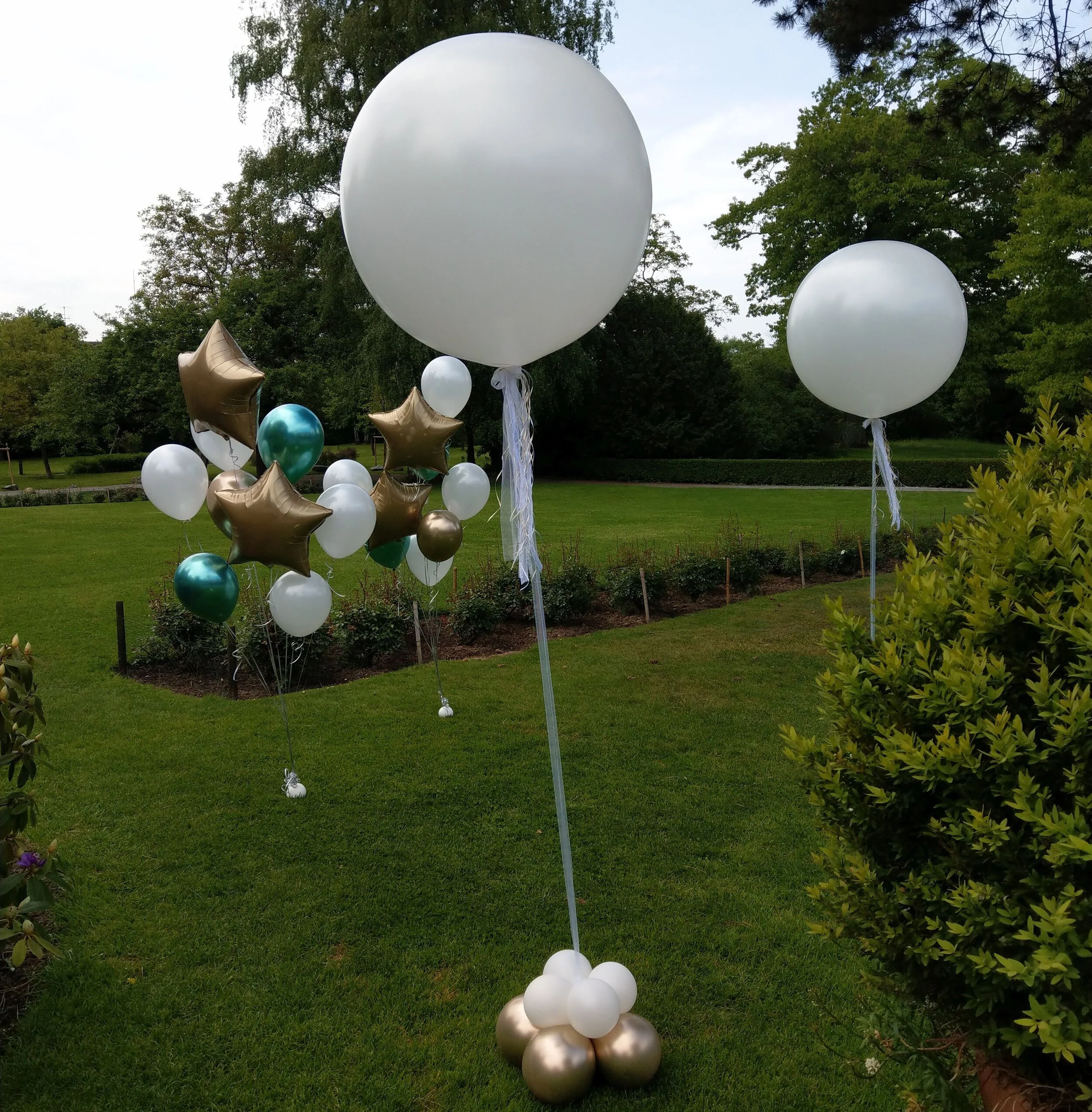 Atongarix-Riesenballons-7.jpg