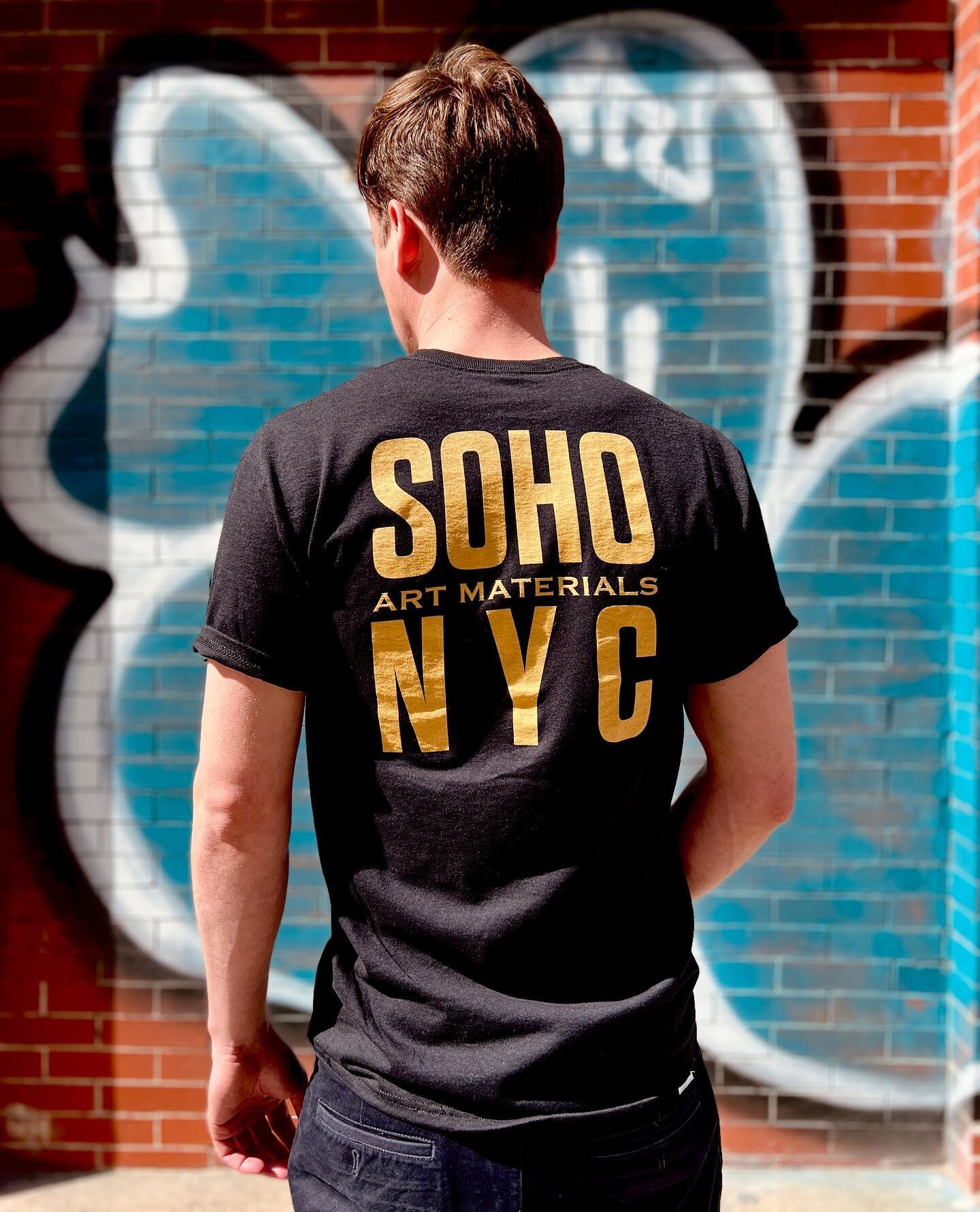 Spring ready! Get your Soho T-shirt online or at our Soho shop.
.
.
.
#sohoartmaterials #therealsohoart #sohoswag #swag #tshirt #sohotshirt #independentretailer #nycartist #sohonyc #sohostyle #nycstreets #nycstreetstyle