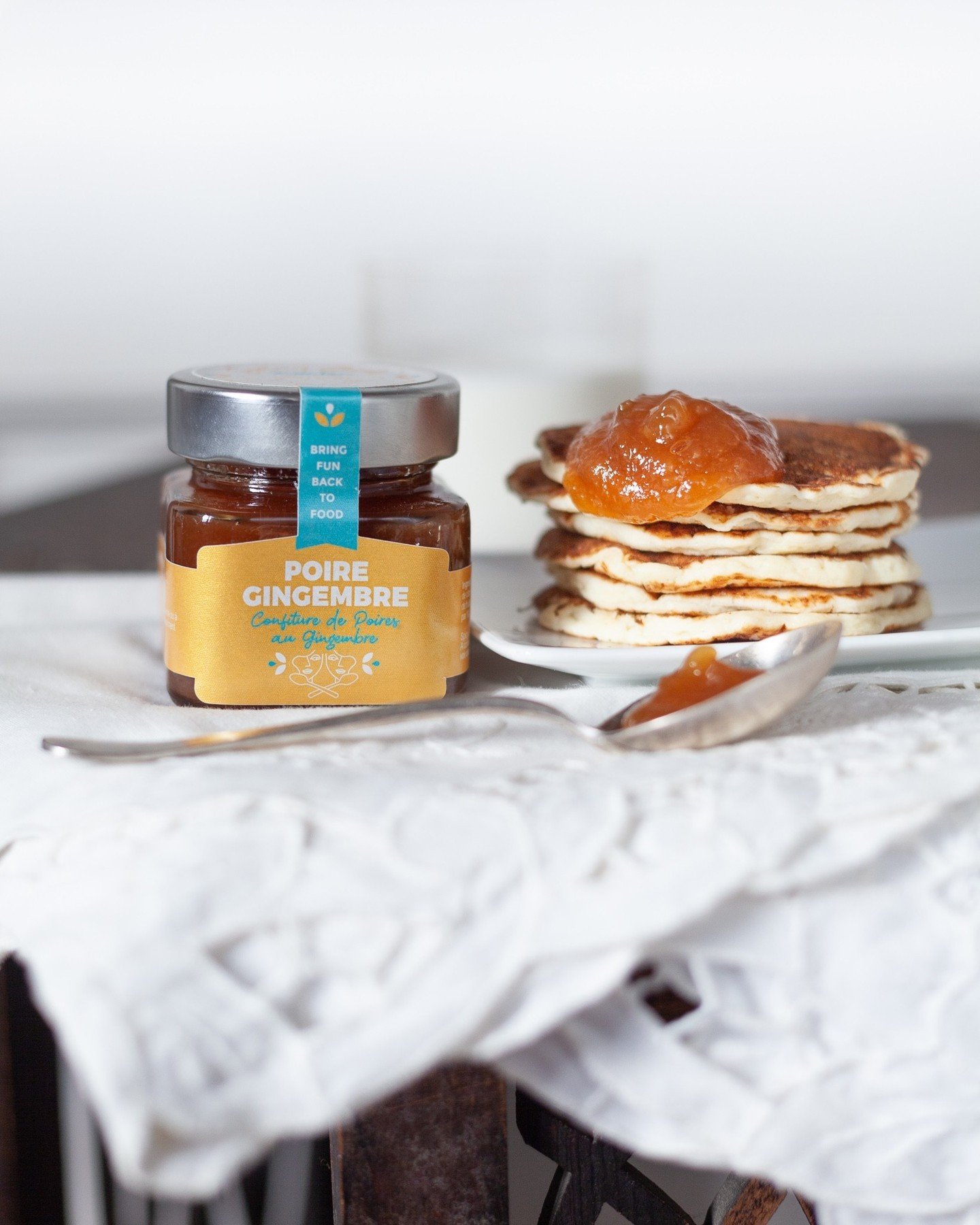 FR]Avez-vous d&eacute;j&agrave; pens&eacute; &agrave; donner &agrave; vos cr&ecirc;pes une saveur incroyable ? Essayez-les avec notre confiture de poires et de gingembre. Tout simplement d&eacute;licieux. Nos confitures sont faites avec des ingr&eacu