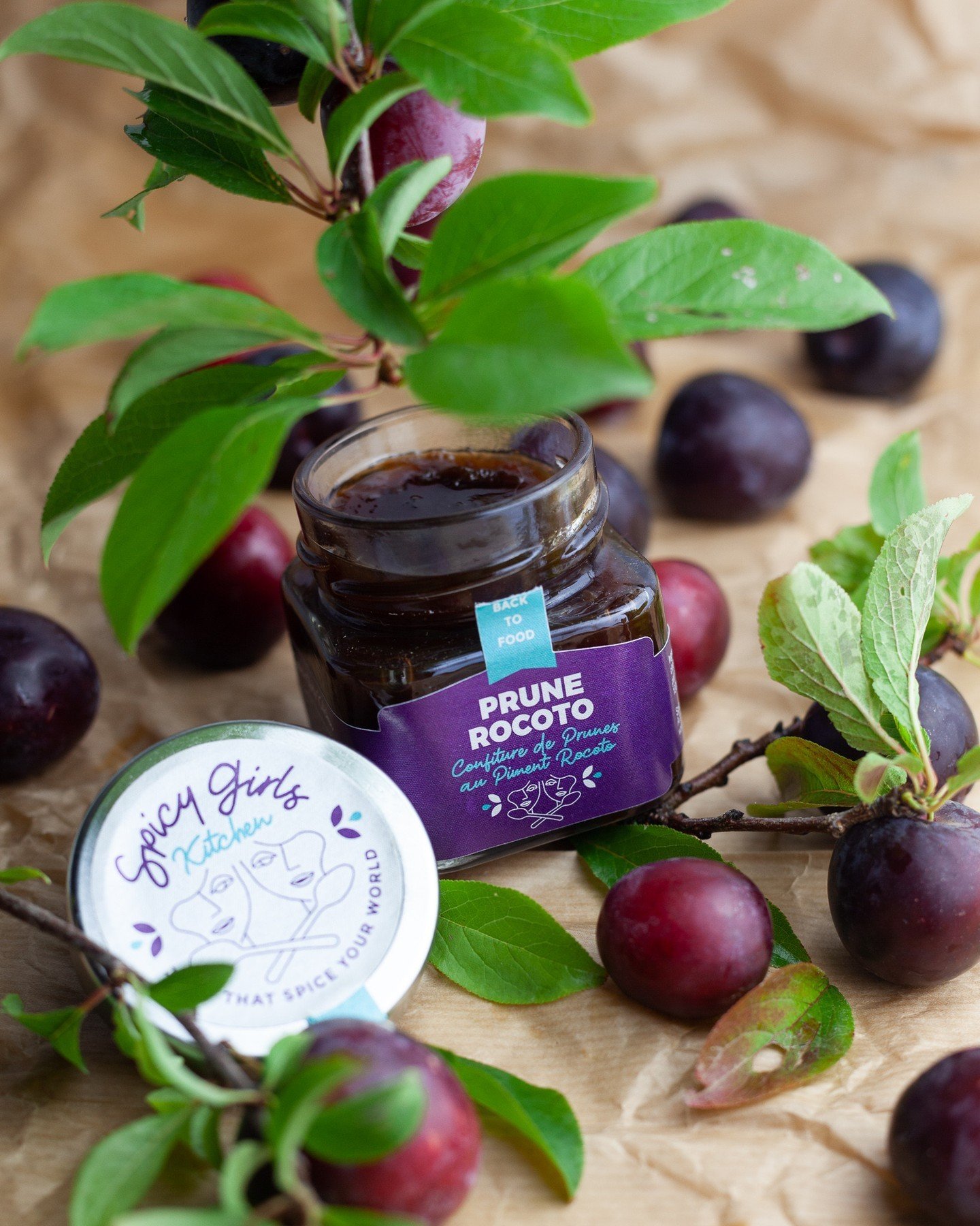 [FR] **Confiture de Prune et Rocoto** ⁠
⁠
D&eacute;couvrez notre confiture de prune et rocoto, un piment p&eacute;ruvien &agrave; la fois fruit&eacute; et d&eacute;licieux ! 🍑🌶️ Nos confitures sont artisanales, pr&eacute;par&eacute;es avec des ingr