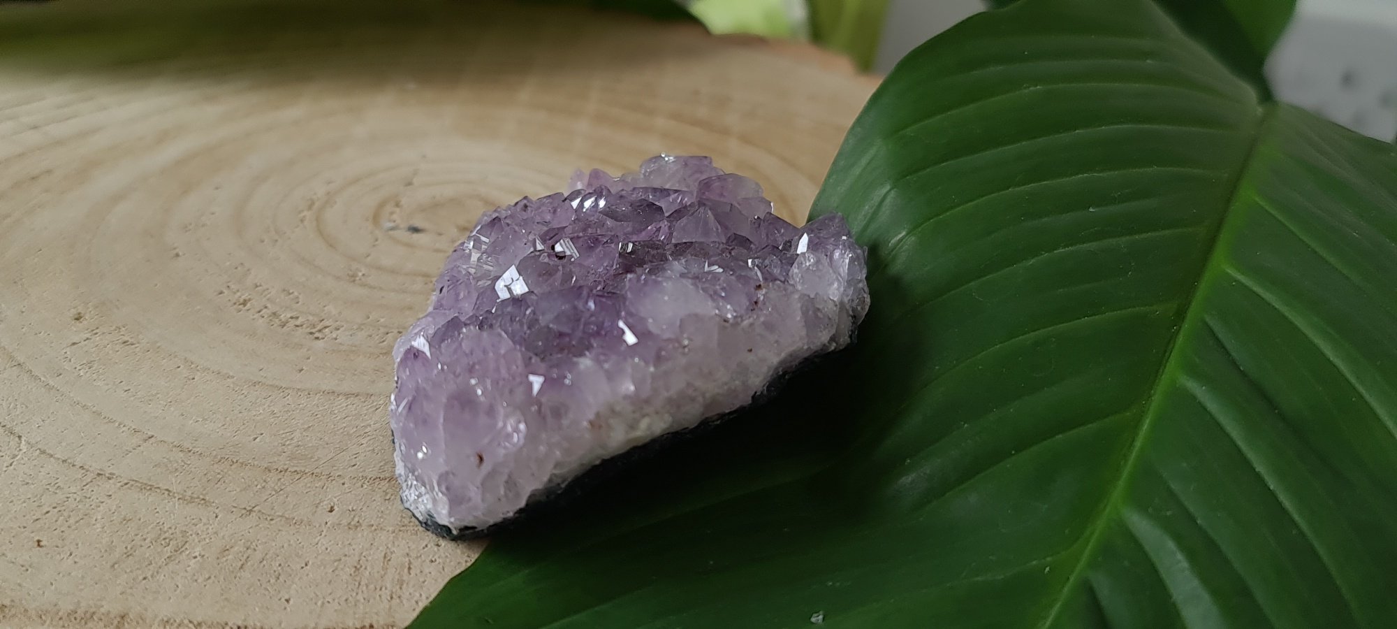 amethyst-clusters-3