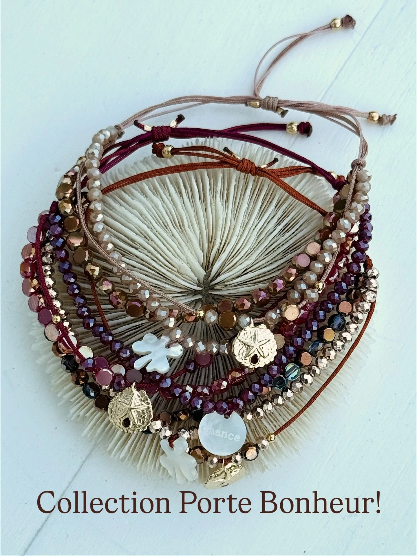 La tendance est &agrave; l&rsquo;amulette et au grigri porte-bonheur 🍀
✨Adoptez le votre dans la collection de bracelet porte bonheur 🤩

&Agrave; d&eacute;couvrir en vrai au march&eacute; de Collioure mercredi et dimanche matin au pied du Ch&acirc;