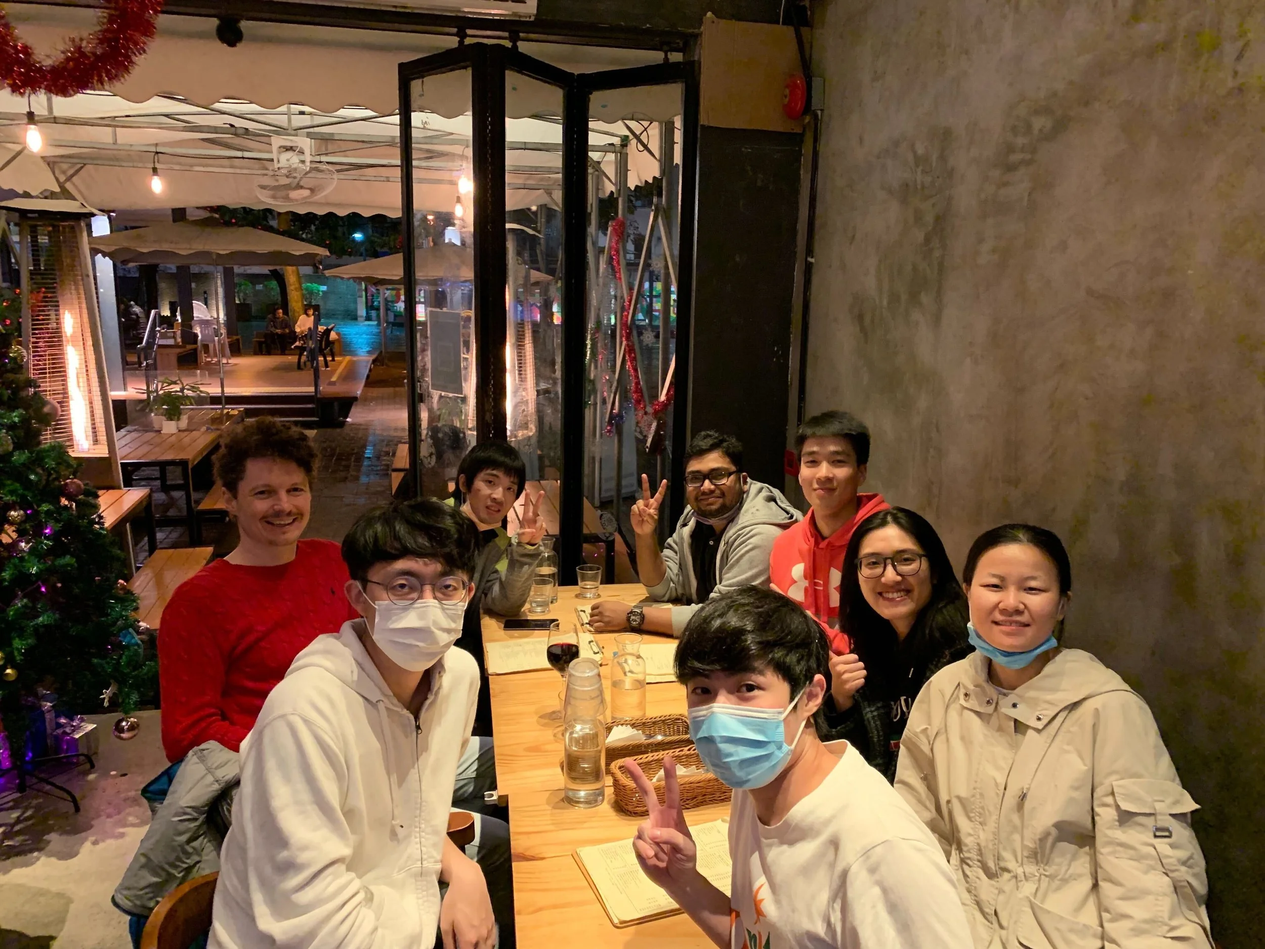 Happy Holidays from the JaeckLab