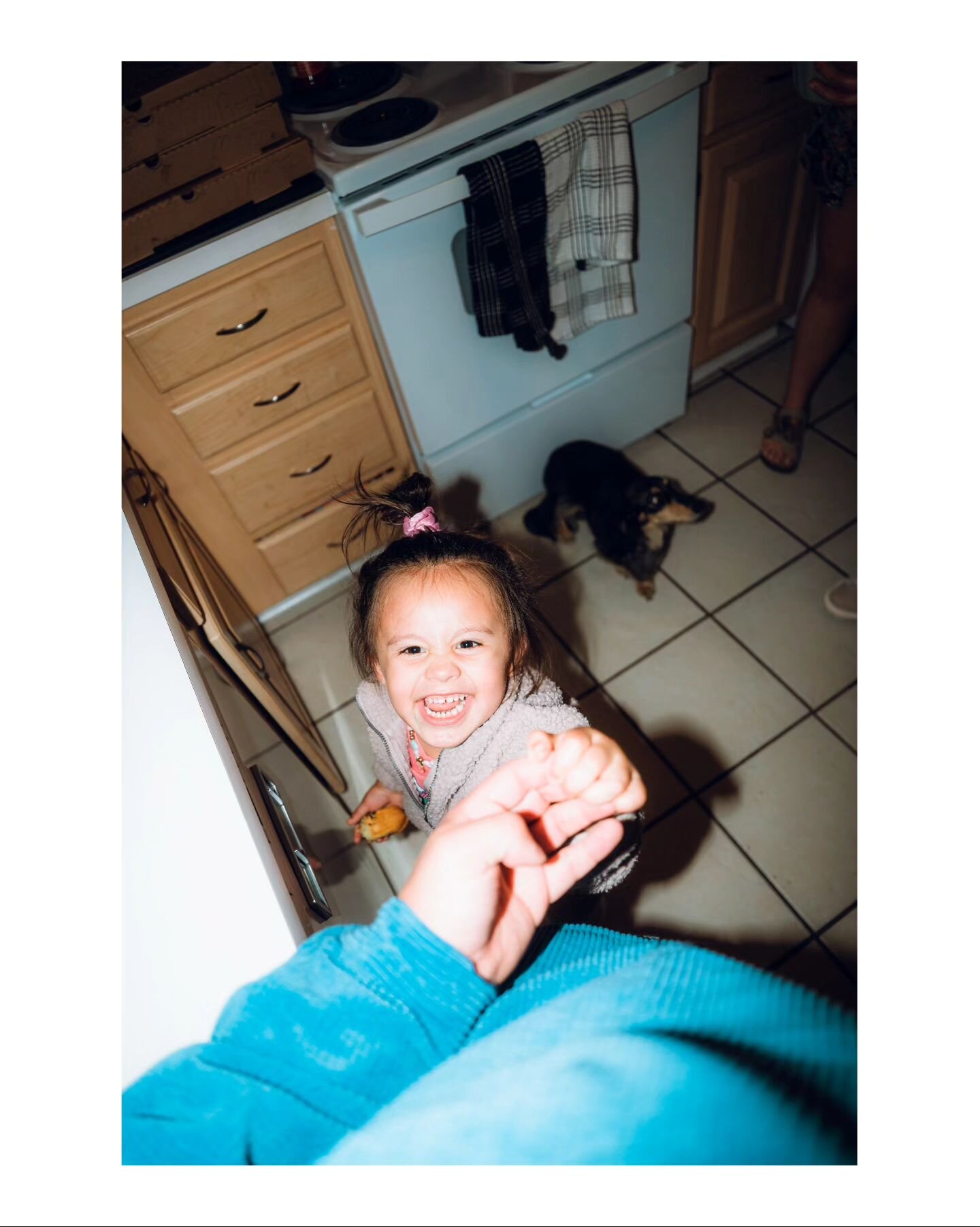 May has been good to me. Turned 29 this month.

'Bout time I start refocusing my energy.

1- My nieces awesome smile!
2- Congrats Liz! 🥳
3- Toughest kitchen crew in New Haven
4- Sky made fun of me for taking photos of everything and told me to take 