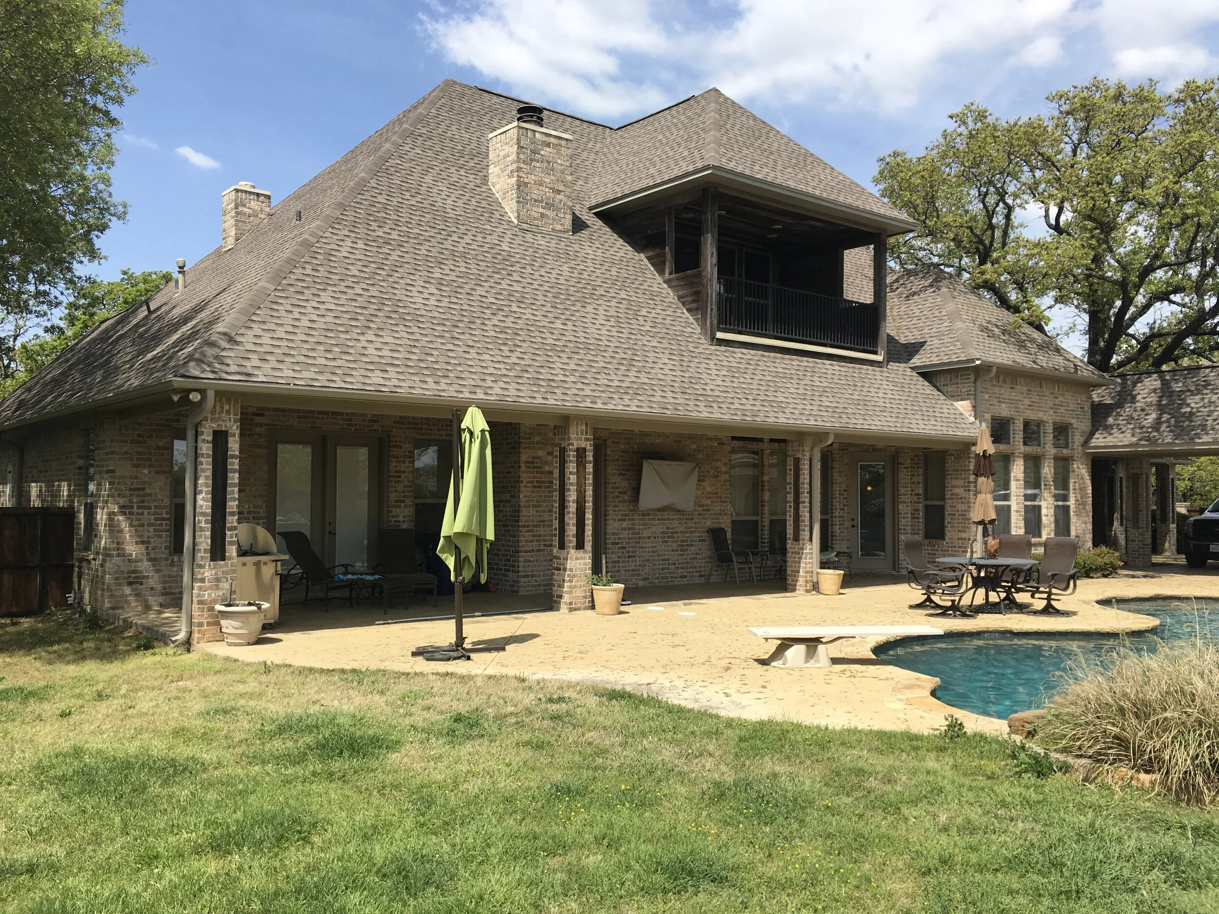 Should I Build or Buy a Home in Decatur, Texas?