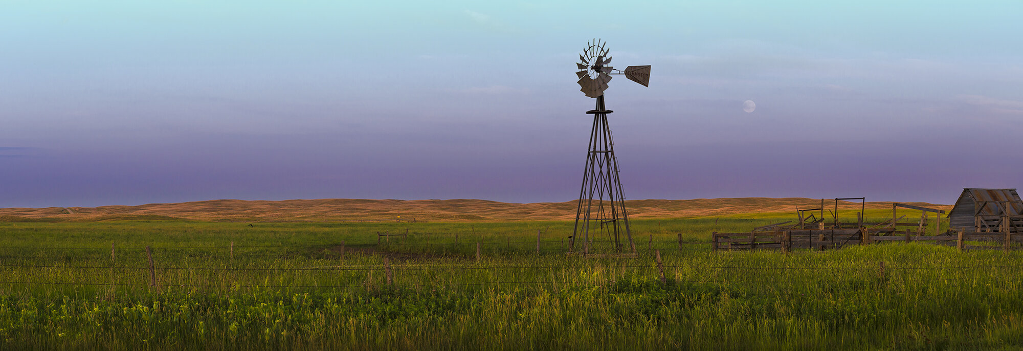 4-Seasons-Western-Nebraska-Sand-Hills-Landscape-With-Windmill-845955970_7200x2469.jpg