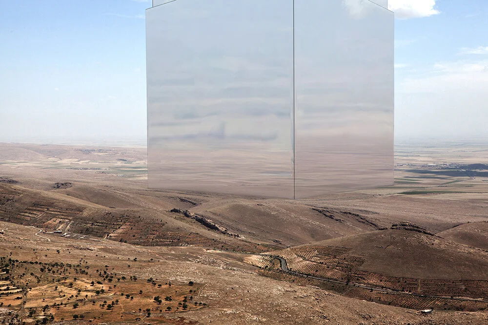 02_Infinite-Monument-smaller.jpg