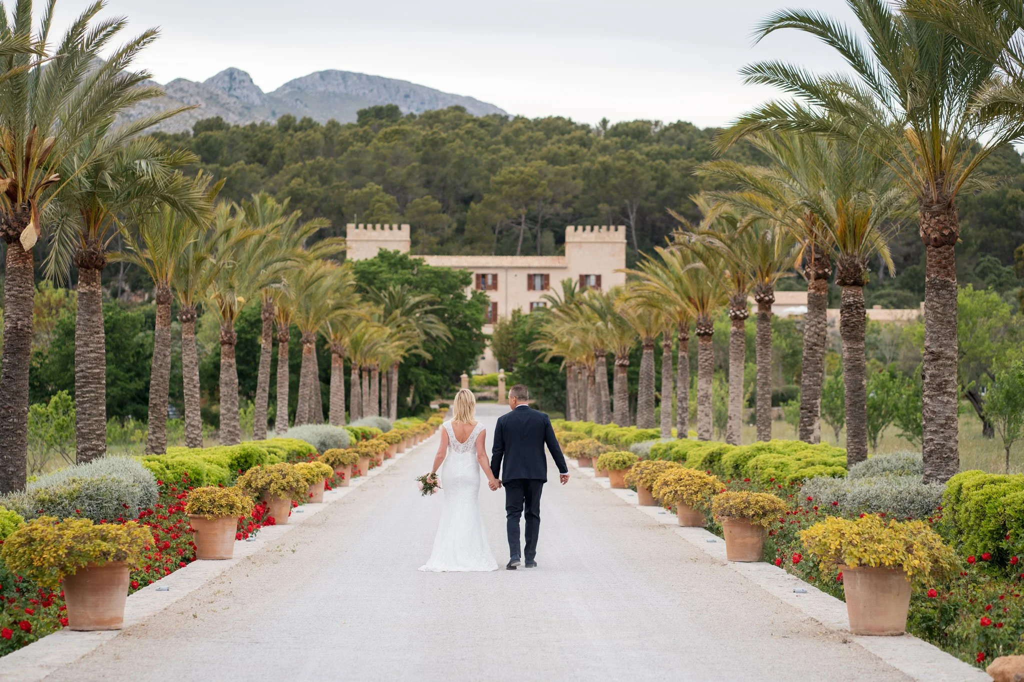 Mallorca elopement at Castell Son Claret