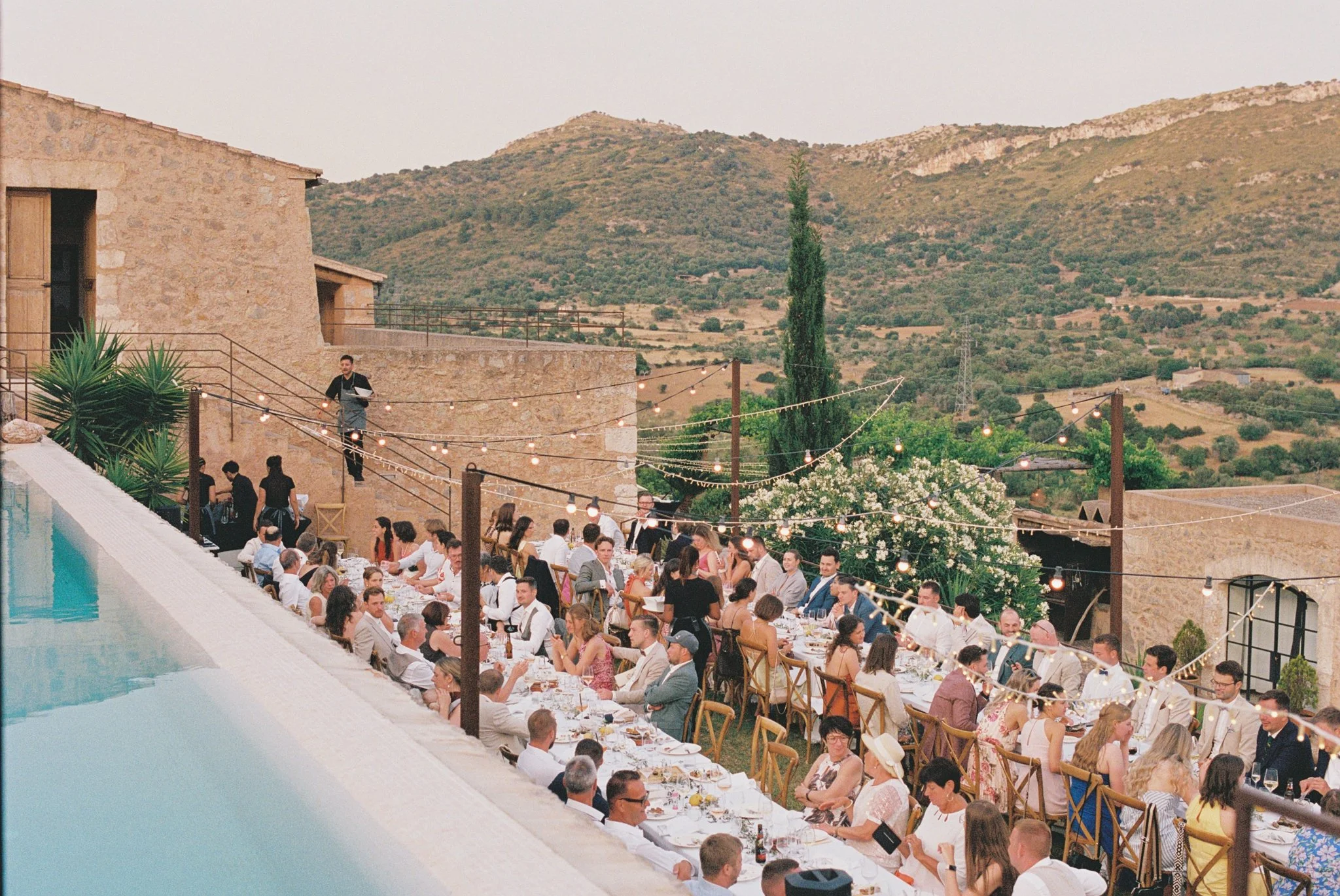 wedding-analog-film-photography-sesvoltes-173R1-07397-007A.jpg