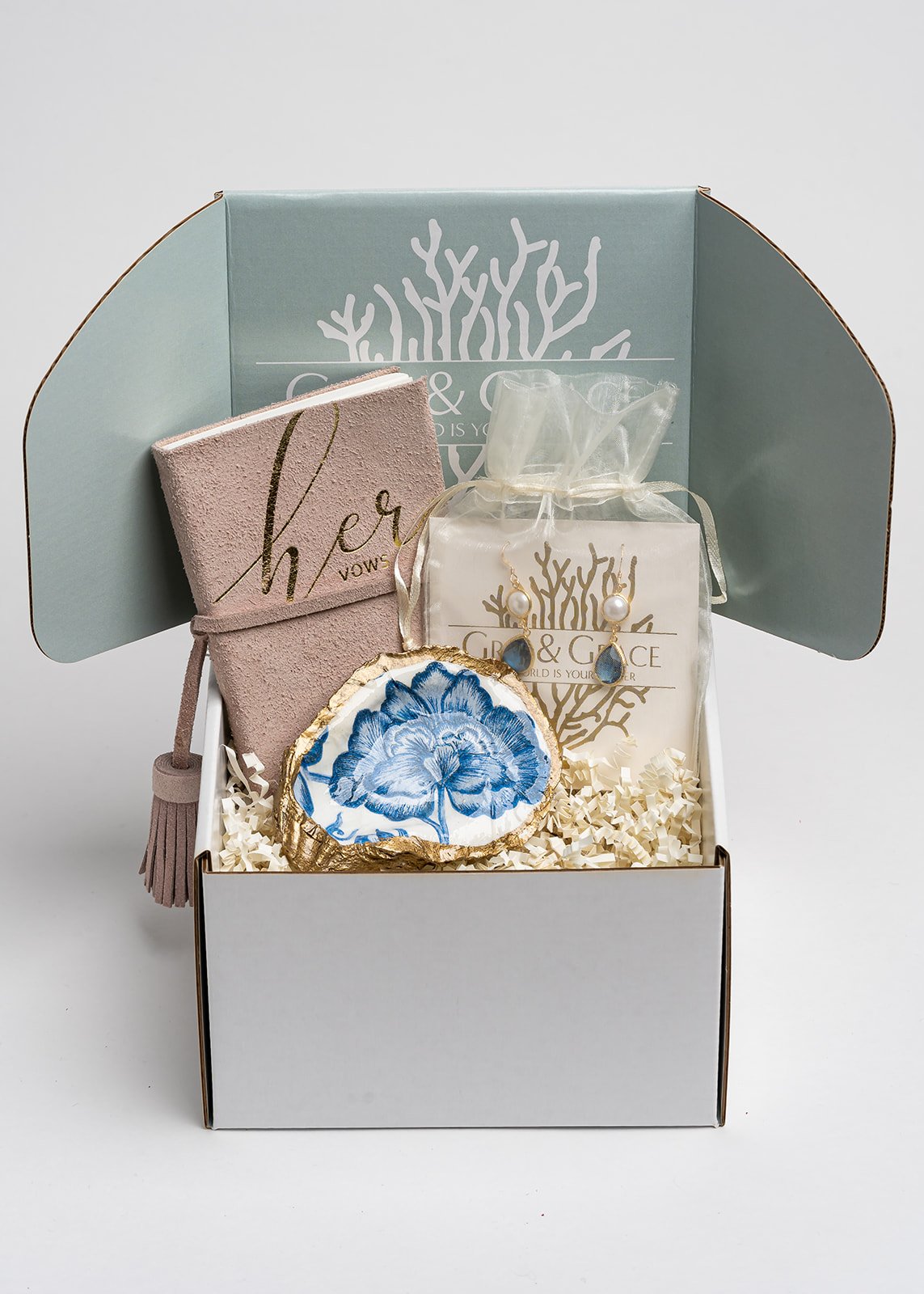 Bride-to-be-bridal-gift-basket — Grit and Grace Studio