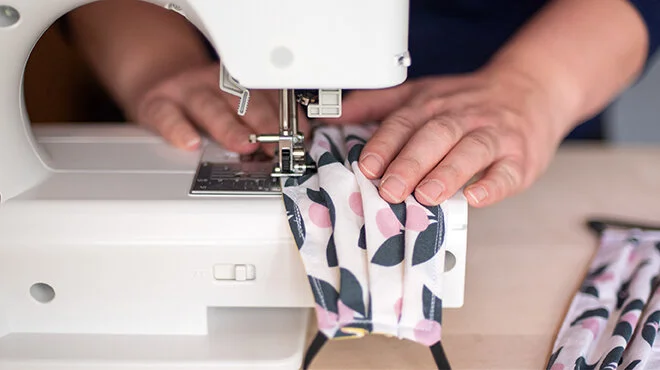 sewing-face-masks-on-sewing-machine.jpg