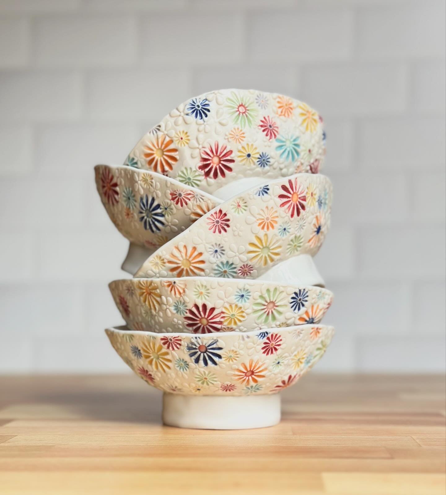&ldquo;Daisyware&rdquo; ice cream bowls coming this Friday!  I love them so!  So cheerful!  So colorful!  So lightweight!  What kind of ice cream is your favorite?  I love Haagen Dazs strawberry, Ben &amp; Jerry&rsquo;s Toffee Coffee or Chubby Hubby,