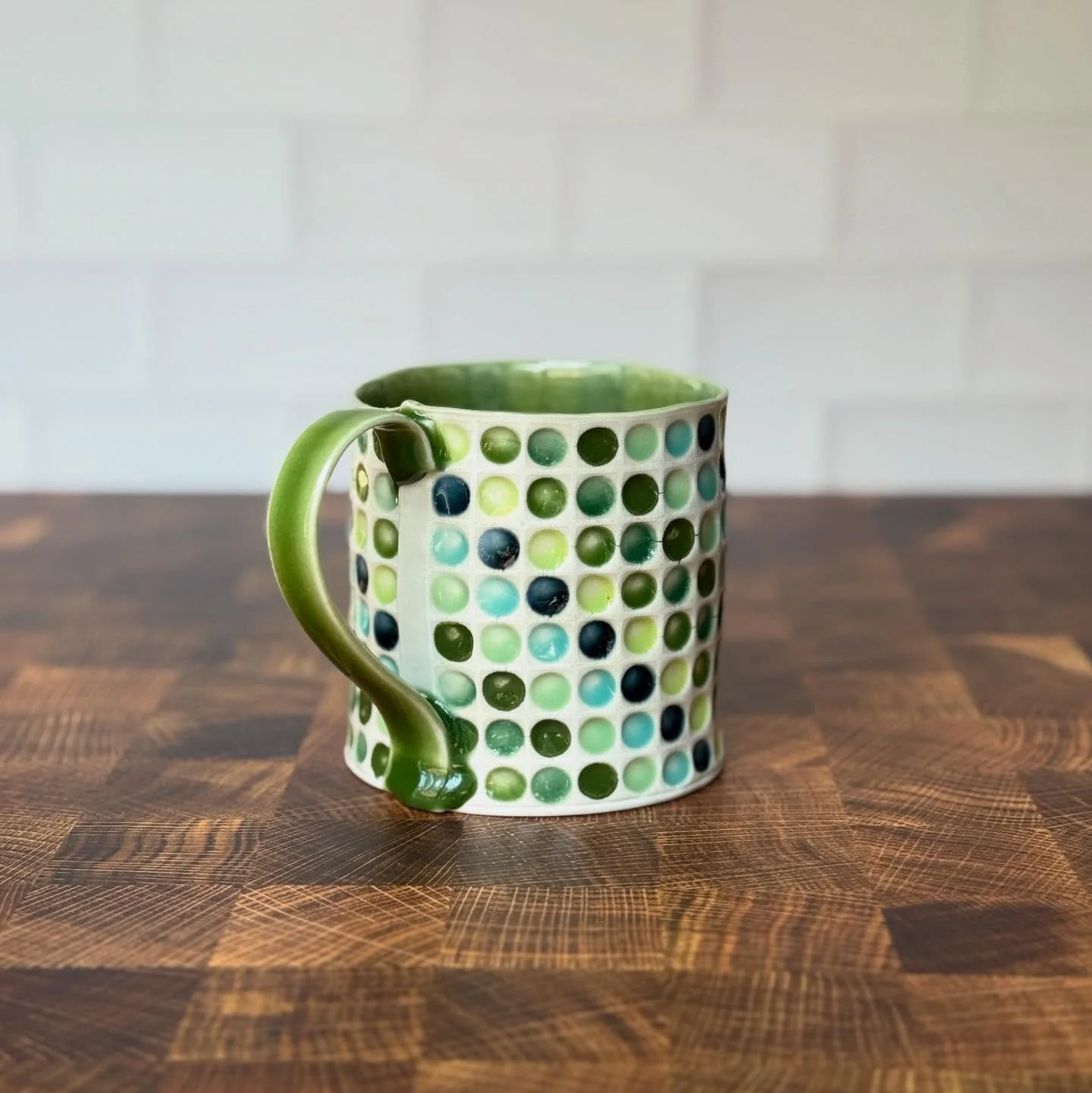 More mugs available in tomorrow&rsquo;s update &hellip; 
How do you feel about green? 💚💚💚
