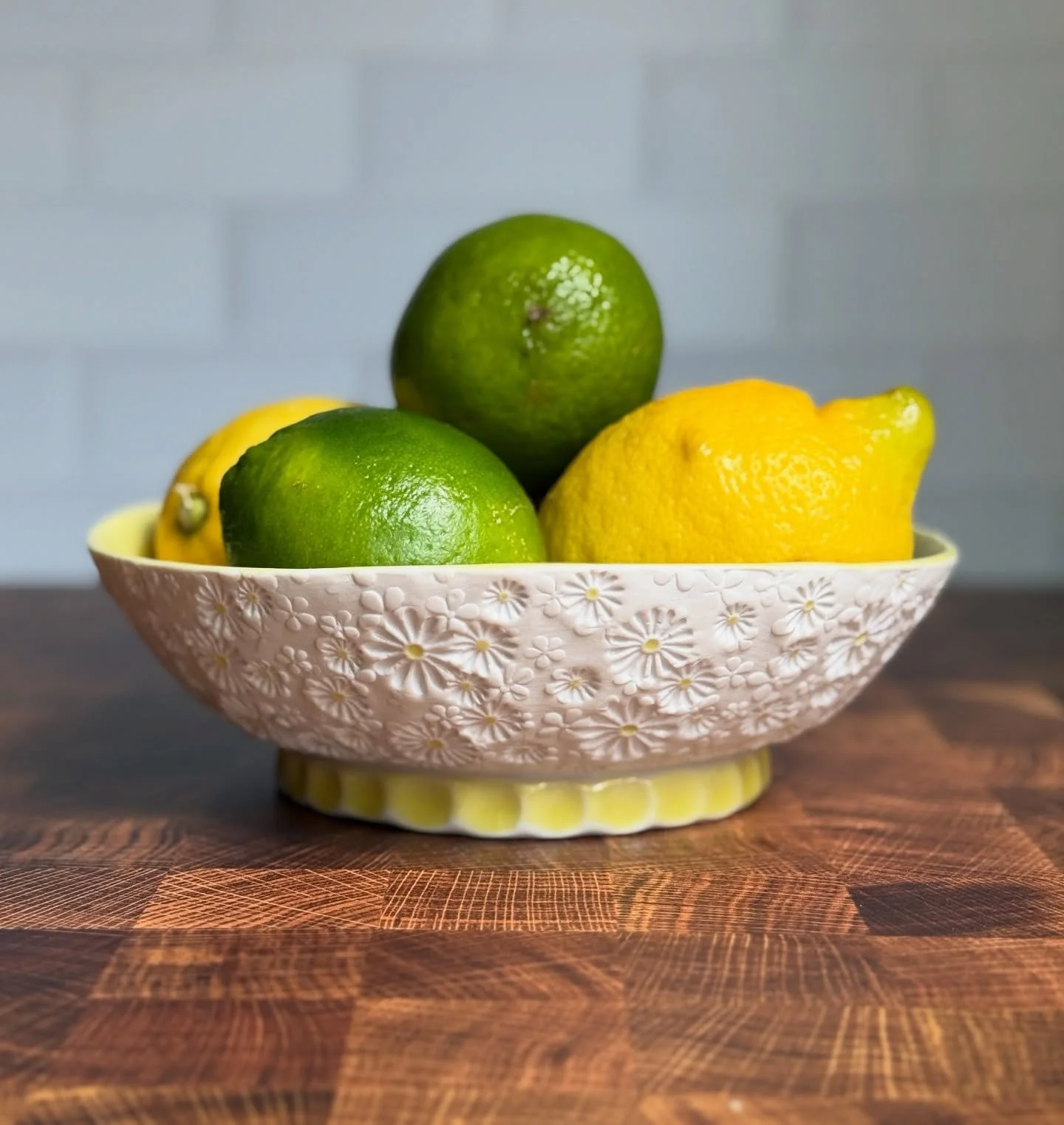 Good morning friends!  Just here with my daily PSA&mdash;shouting from the rooftops that I will be closing the shop tomorrow, 8/15, at approx 10pm cdt. (That&rsquo;s my bedtime 😴😴😴) 
These salad bowls were part of my Spring collection, and are ava