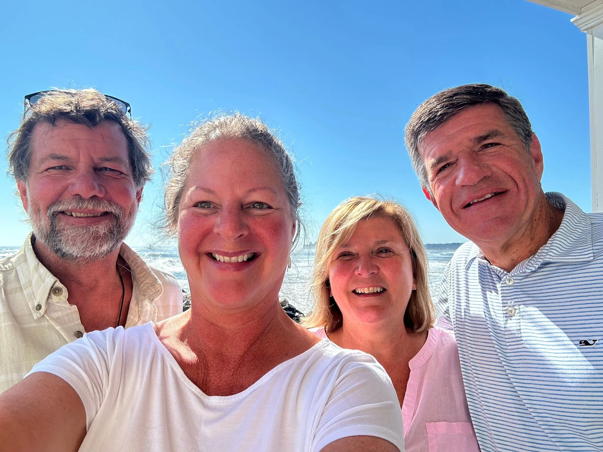 Ocean waves and family ... does a heart good.💜