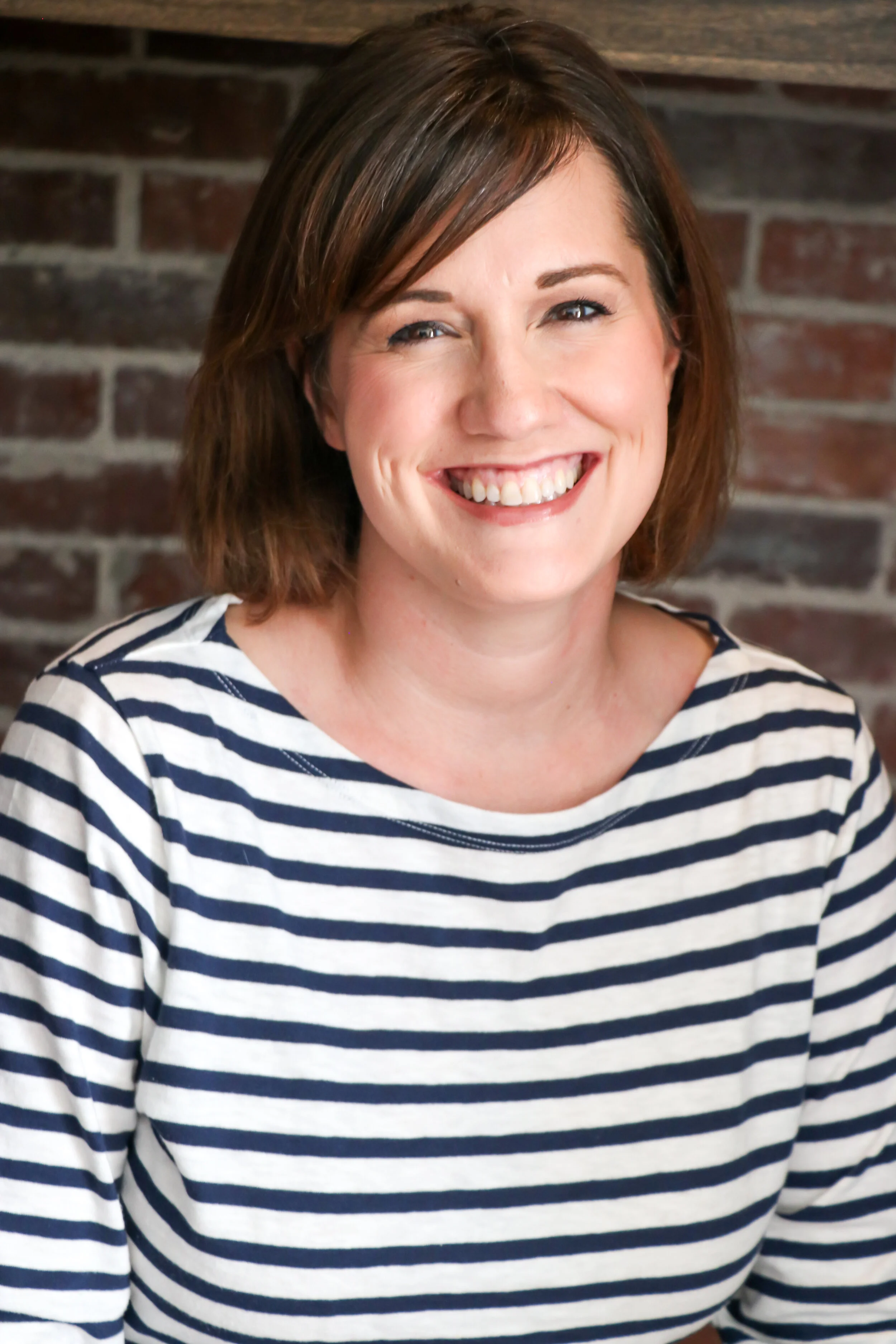 anabelle malcolm feminist copywriter copy coach headshot.jpg