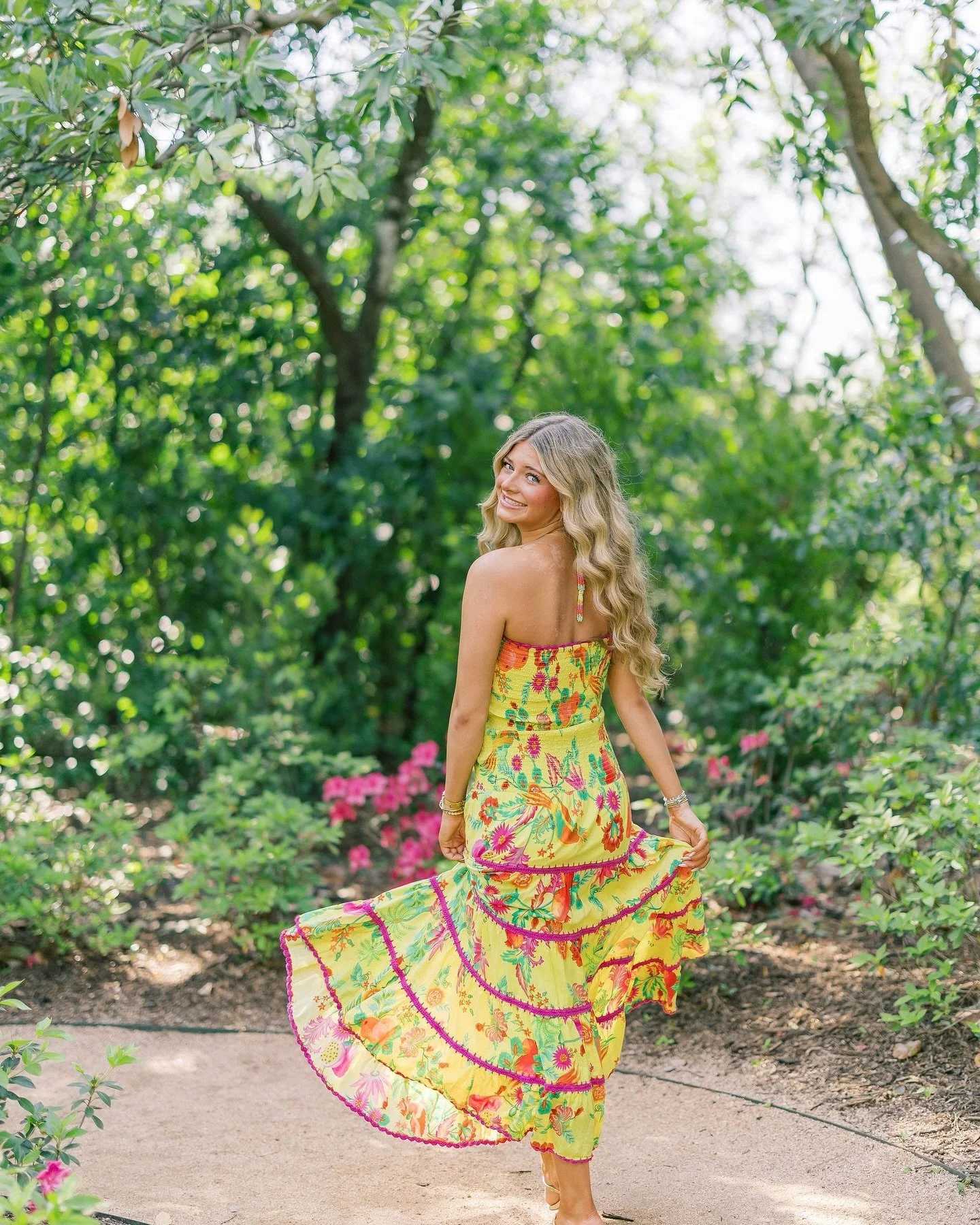 all smiles because @addison.medica&rsquo;s gallery has been delivered 🌈✨