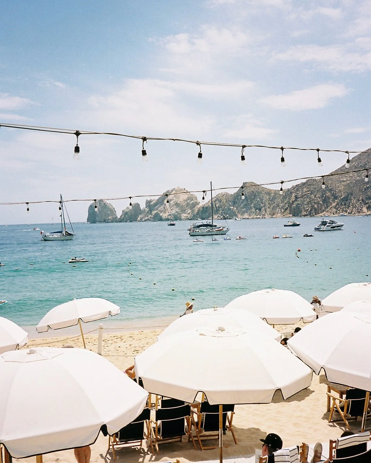 the only kind of monday blues i&rsquo;m interested in 🌊🛥️🤍 now offering film as an add-on to all sessions!!