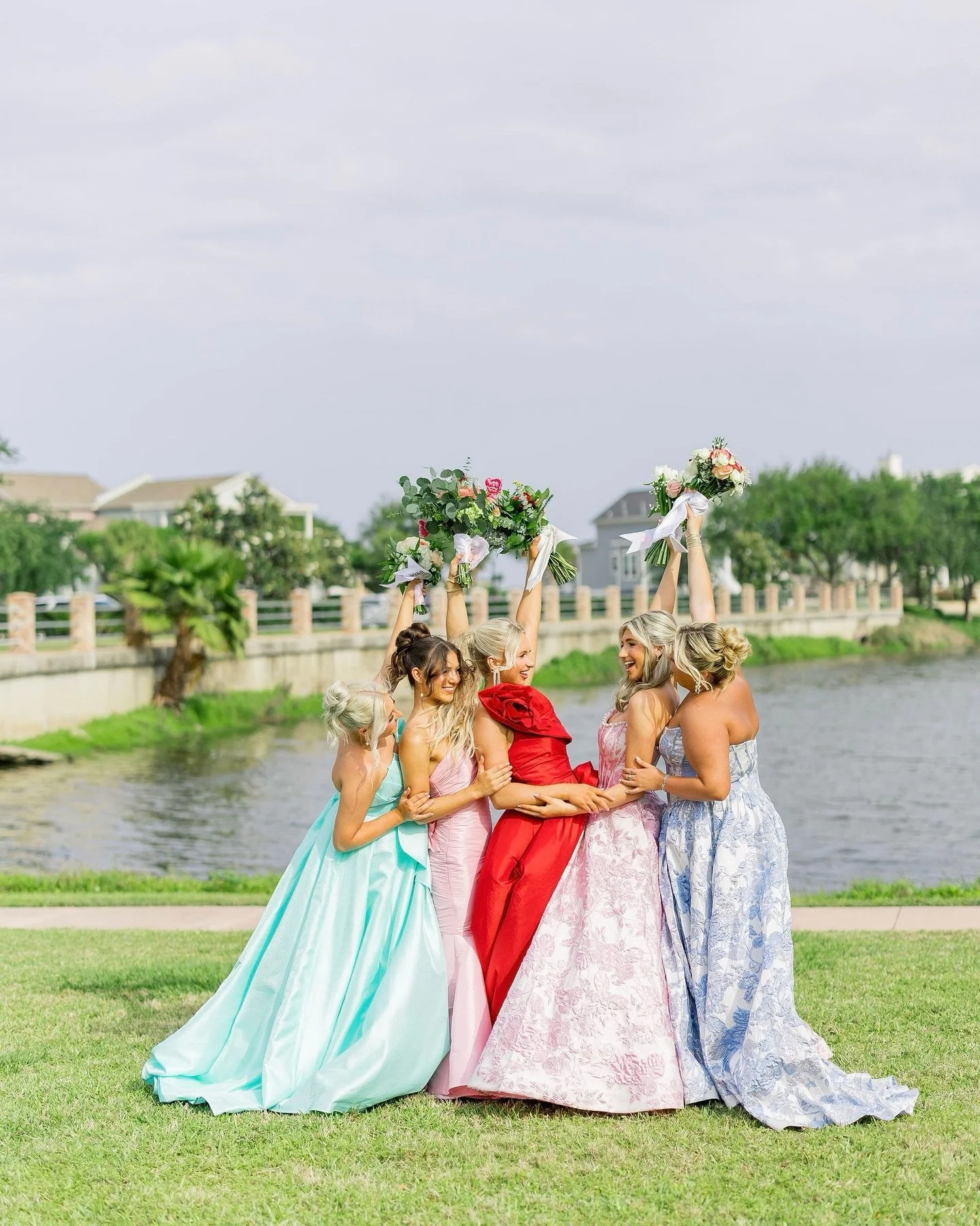kicking off the first of manyyy prom posts with this precious group 💐