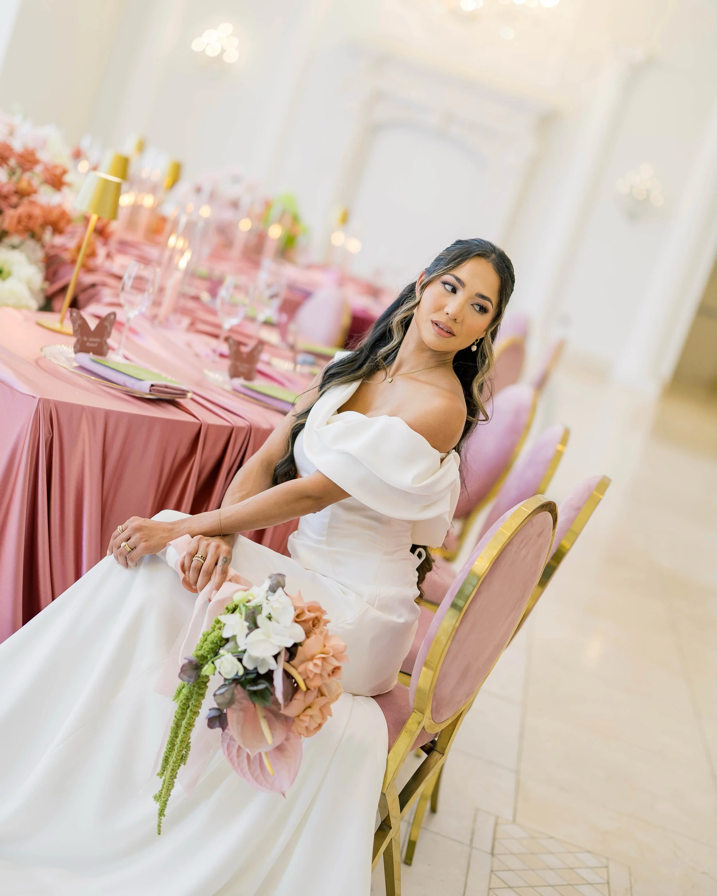 dreamy details that deserved a spot on the grid 💗

host | @styledshootcollective @alynciadennis 
venue | @chateaunouvelle
design &amp; styling | @ariannagiselleevents
production &amp; rentals | @decor2remember
lead coordinator | @ambrosiaandnectarev