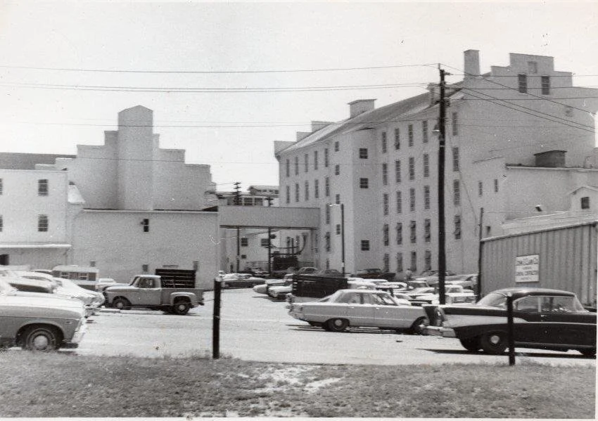Spencers_mid1960s_MtAiryMuseum_02612002.jpg