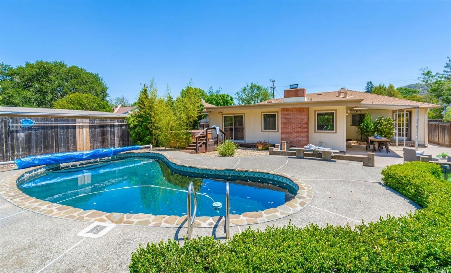 105 Corrillo, San Rafael - 1,165,000