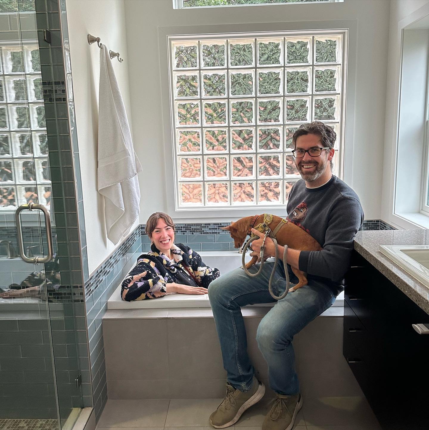Happy 1st time homeowners! These two did a last minute switch from focusing on the valley/fairfax/san anselmo and turned their attention to Novato. We got into contract two weeks later. This is Katlyn realizing she fits in the tub! (They are both ver