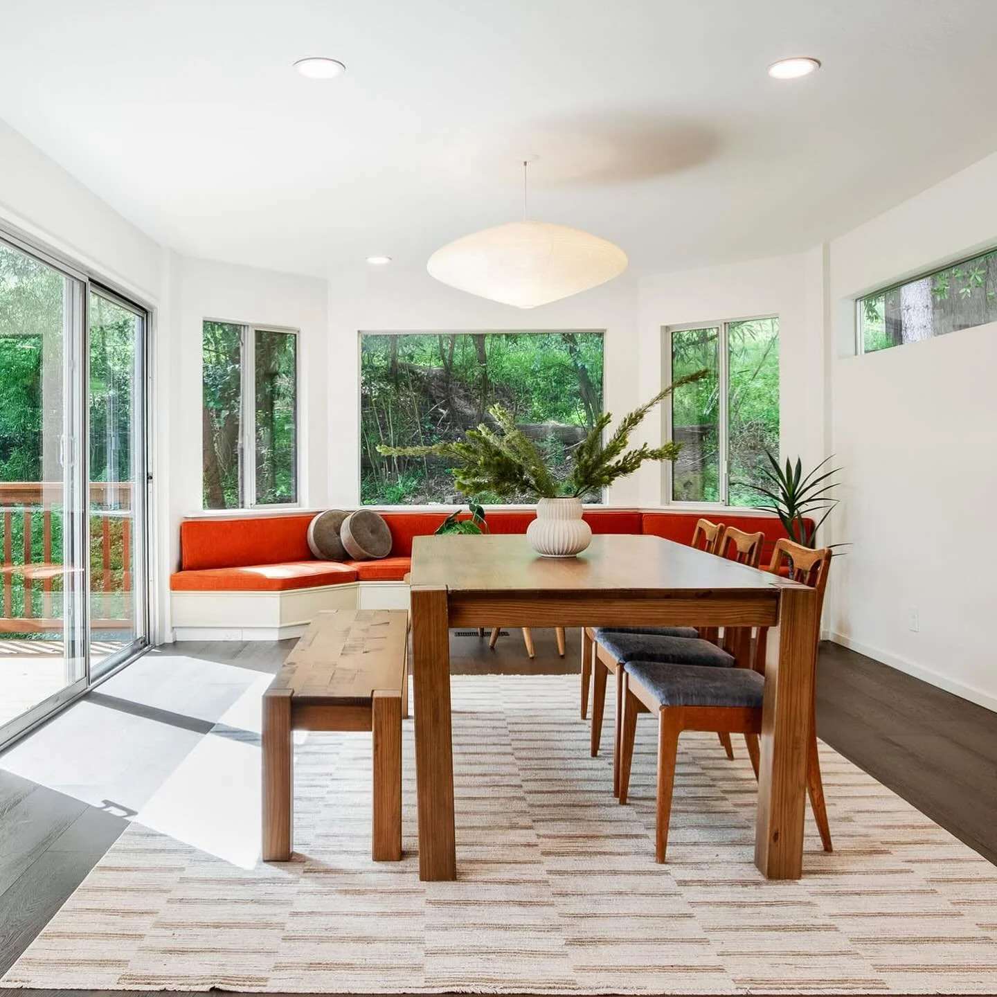 Gorgeous #Woodacre home with a stylish esthetic coupled with your low tox needs in mind. Available by appt - dm me!

5madrone.com
$1,475,000

Michela Rizzo McCurdy | Compass | DRE# 01974228