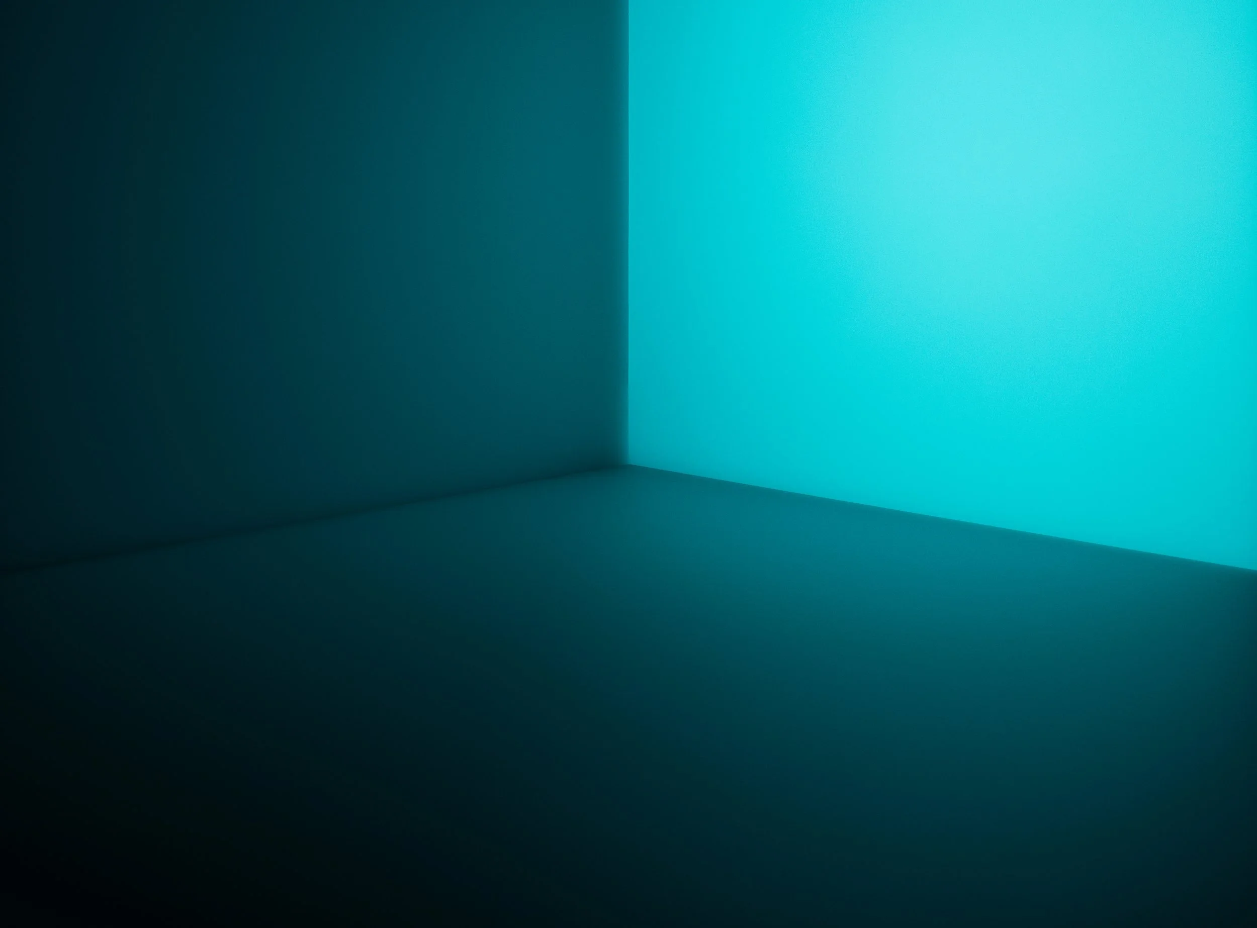 Room corner with color tones mixing, blue