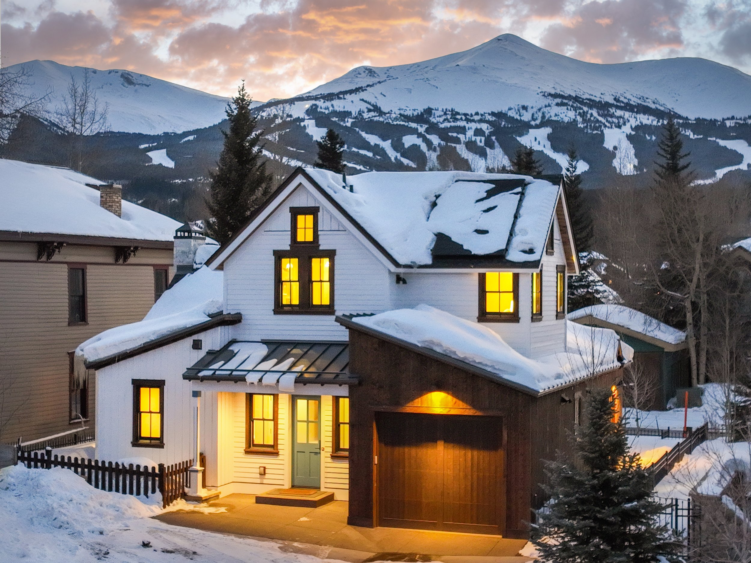 208 N Ridge St q.jpg