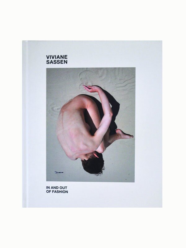 Viviane Sassen: Hot Mirror - Viviane Sassen