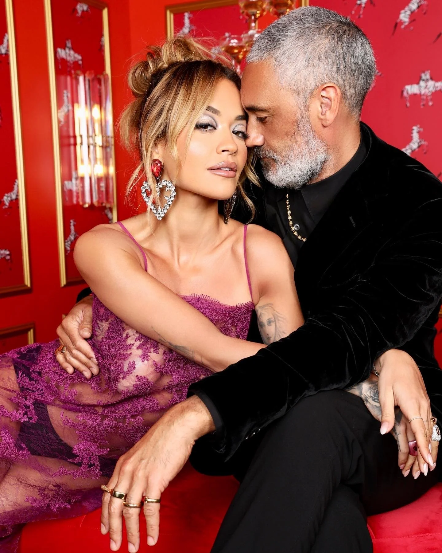  Rita Ora + Taika Waititi • Netflix Emmy’s 