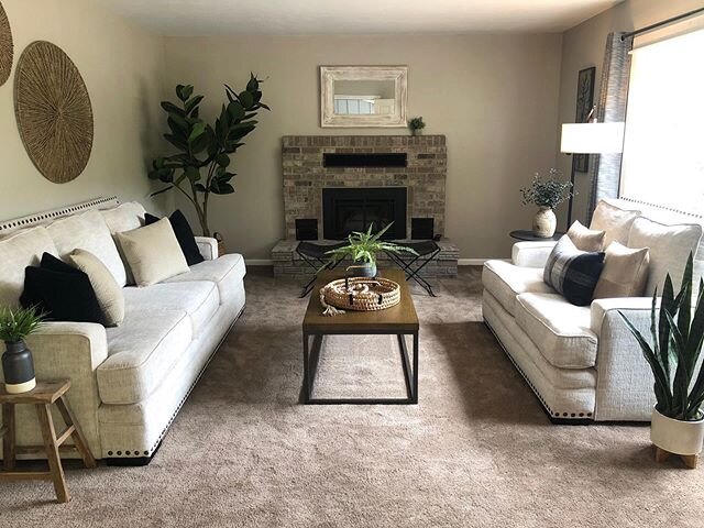 It&rsquo;s a moody lighting and cozy living room kinda day...
New listing coming soon in Atascadero. Presented by Debbie Bjerre of Bjerre and Garcia Realty .
.
#homestaging #moodygrams #homedecor #realestate #forsale #interiordesigninspo #instahome #