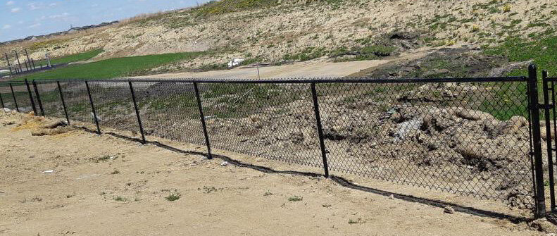 chain-fence-after.jpg