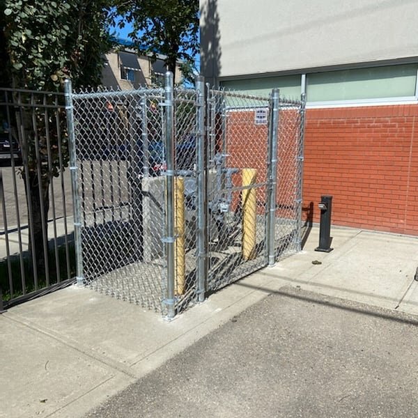 Custom Chain Link enclosure. 
Baseplated 6'ft galvanized fence offers zero maintenance solutions.
Call us today for your free quote .
#yeg #edmonton  #supportlocal #smallbusiness 
#localbusiness