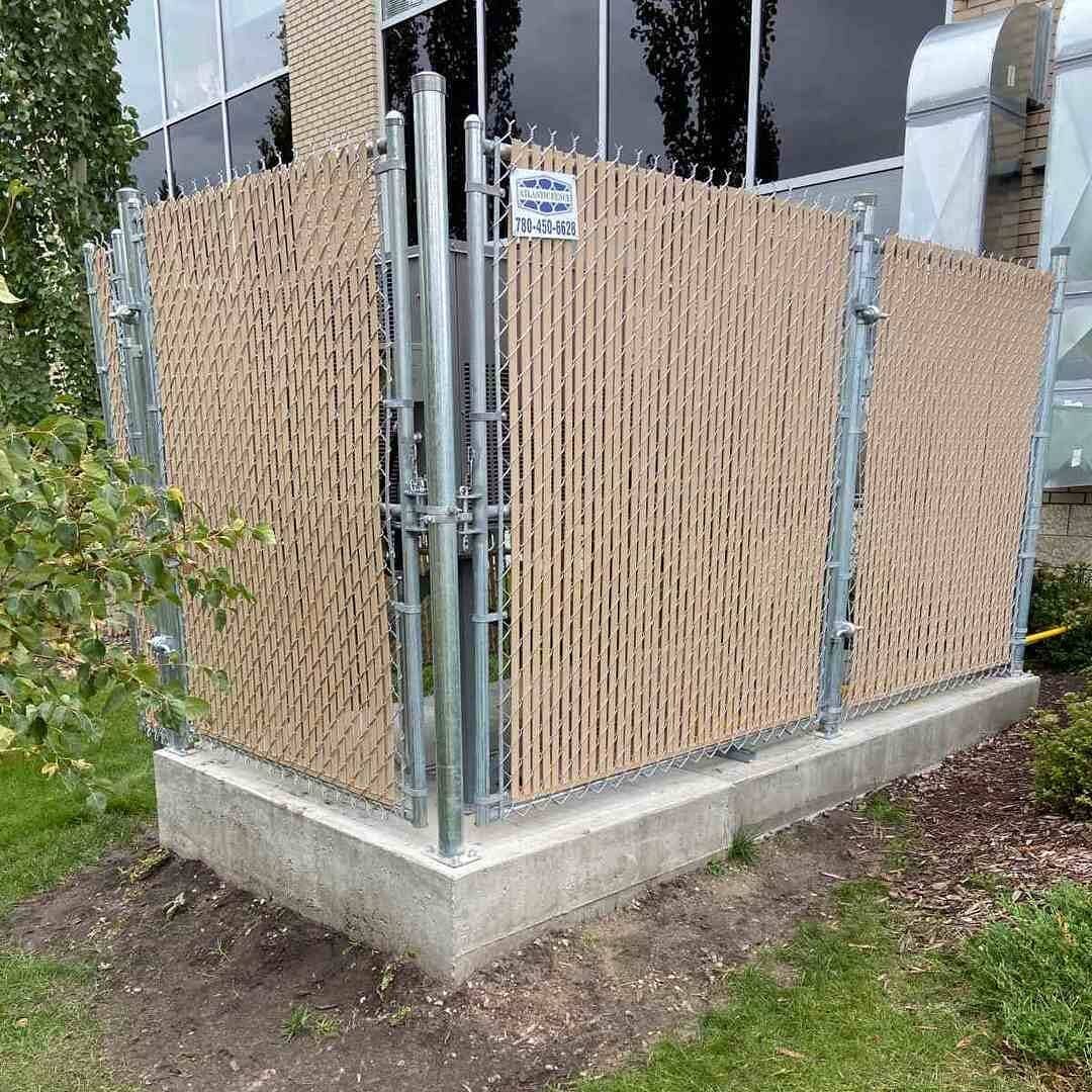 Privacy! Adding privacy slats also adds another layer of security. 
#edmonton #yeg #yegpeople #yegbusiness #yegfood #edmonton #edmontonliving #alberta #edmontonbusiness