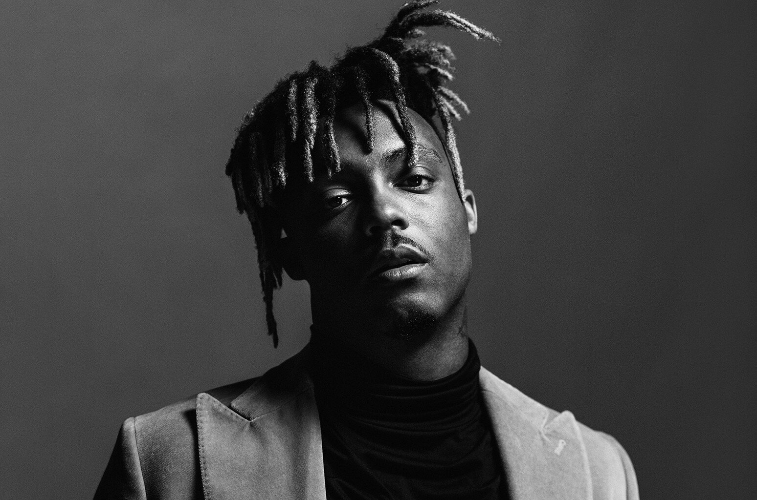 Juice-WRLD-bw-press-by-Nabil-Elderkin-2019-billboard-1548-compressed.jpeg