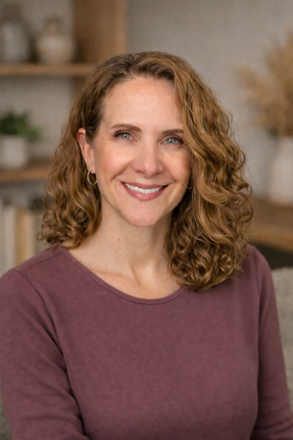 Linda Kondilis headshot