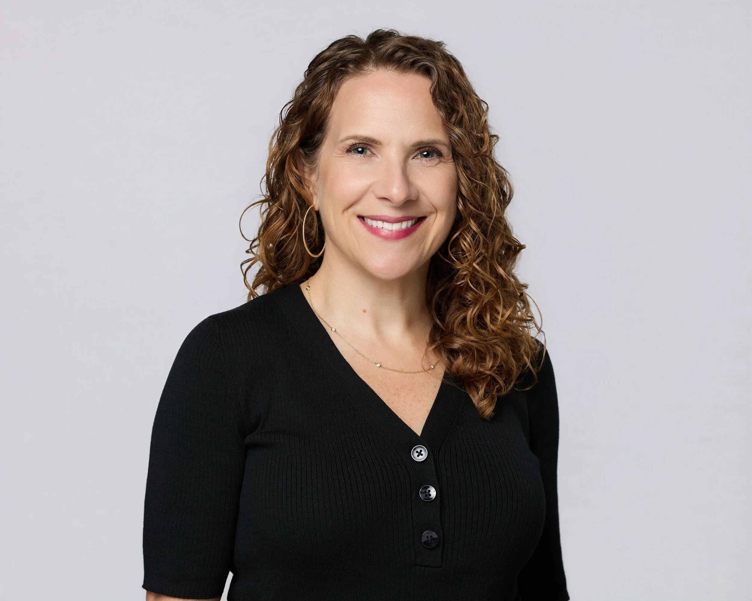 Linda Kondilis headshot