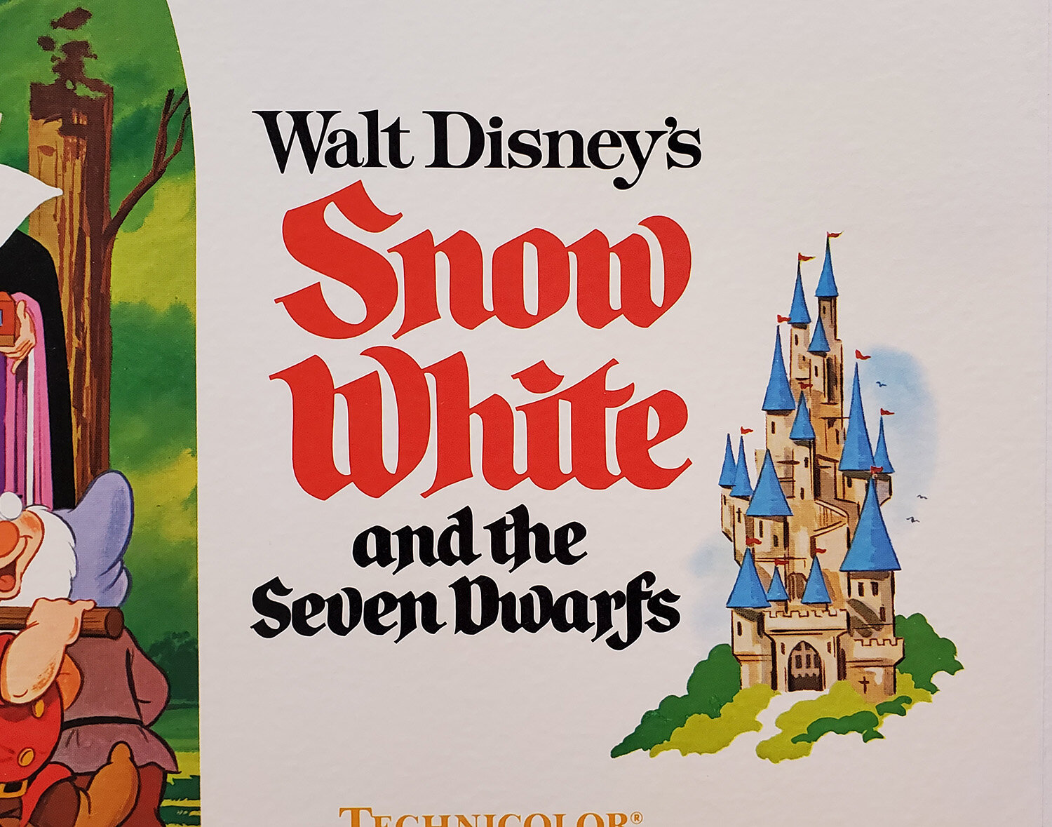 Snow_White_half_sht_closeup2.jpg
