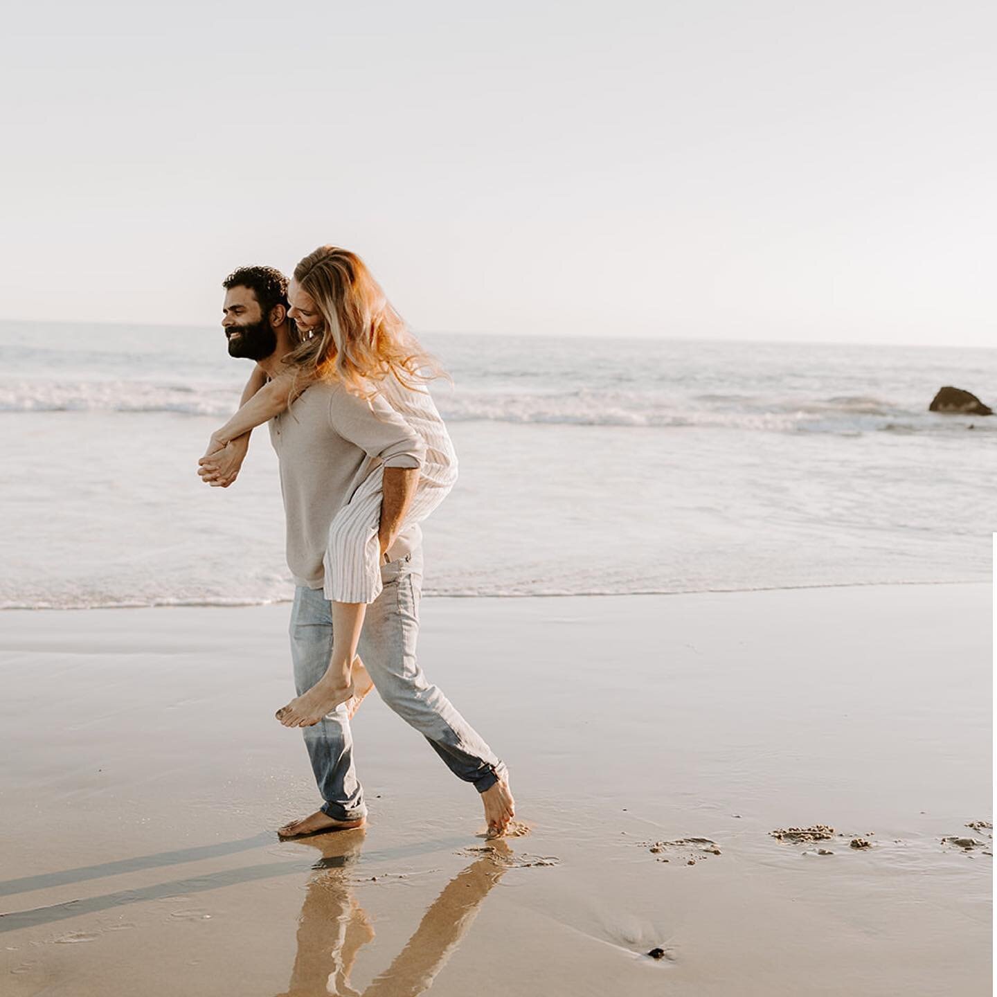 Beach babes and their beach babies. ✨ 
We had the BEST time together playing in the freezing ocean, looking for crabs and climbing jetties. 😍