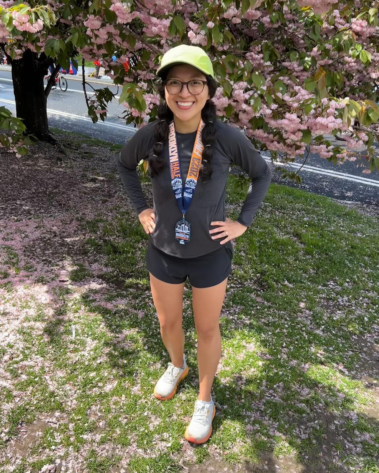 So many exciting finish lines were crossed this weekend for the Movers!
-
🗽Melissa and Liza took on @nycruns @brooklynhalfmarathon for their first half marathon

🌰Annie rocked @gcm_toledo in Ohio as part of marathon training (AND PR&rsquo;D!!!)

🎸