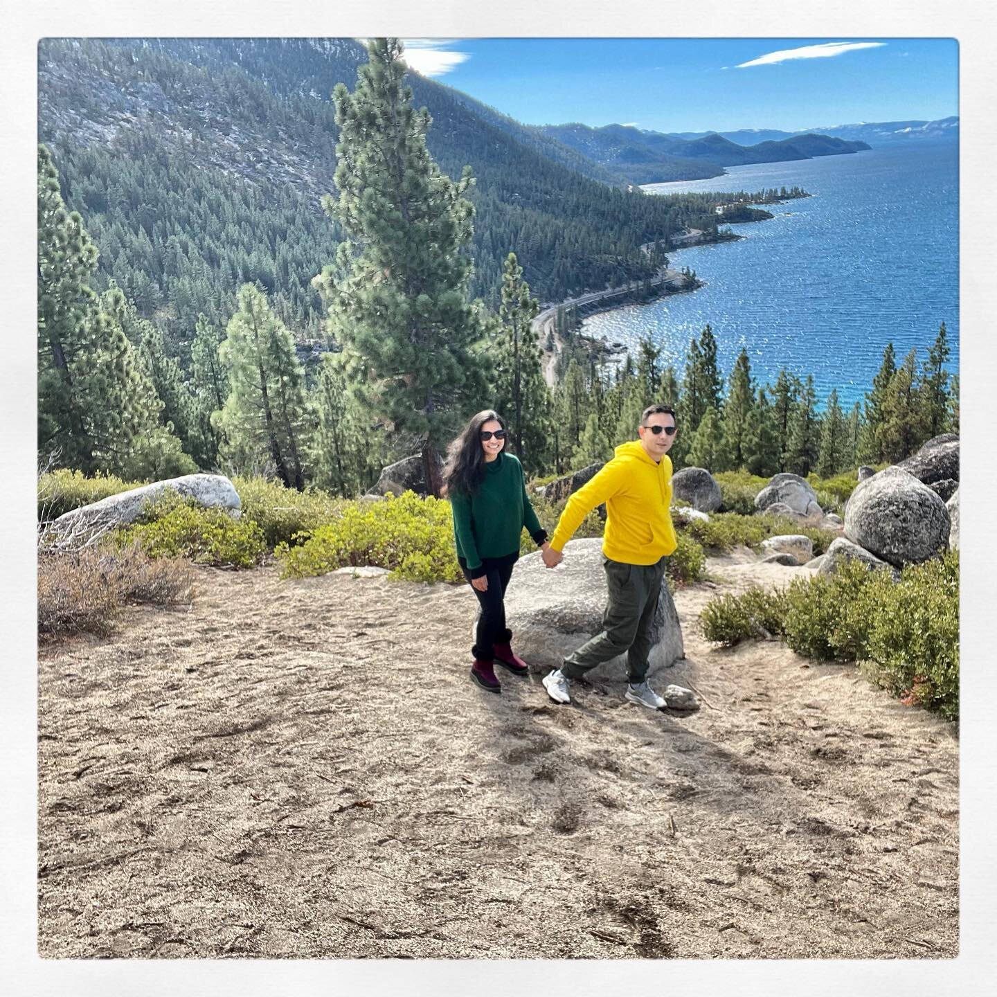 Lake Love 💛 #FunFact: My feet are firmly planted on the ground of this semi-steep cliff bc I am *terrified* and simply smiling through my fears. Yay. 

.
.
.
.

#monkeyrock #laketahoe #staylocaltahoe #nature #hiking #travel #tahoe #california #nevad