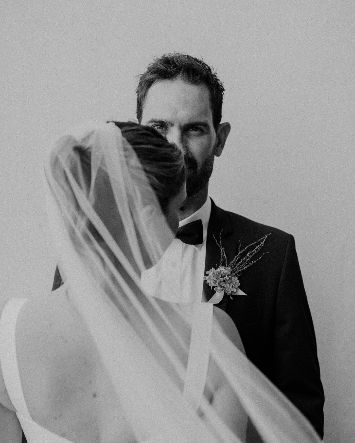 Keiron // looking just a bit smug with his new wife 

Captured by @vargamurphy