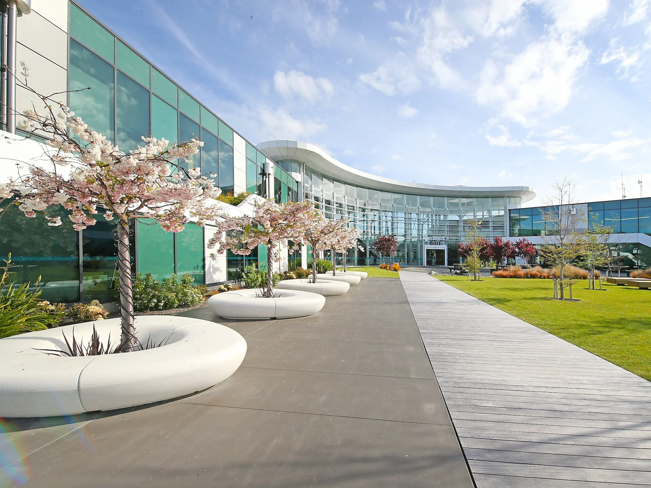 Tait Technology Centre  Conveniently located 2km from Christchurch Airport, Tait Technology Centre offers a purpose-built conference and event facility in an award-winning architectural setting.    Capacity  250