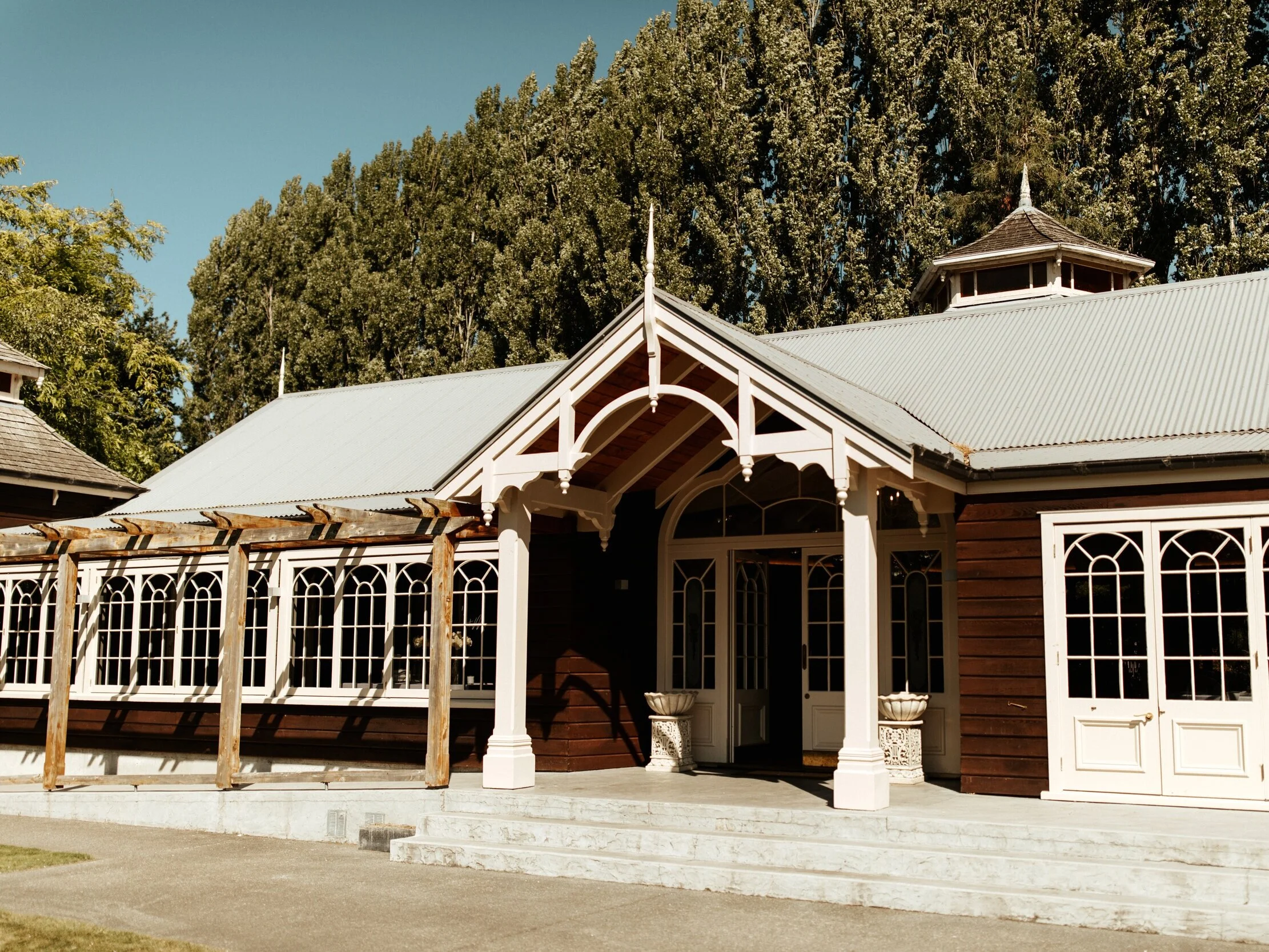 Pemberton  Canterbury's premier event venue. The most memorable of occasions take place in the most memorable of locations.  Located in Prebbleton, Pemberton Gardens is stunning private venue suitable both celebrations, corporate events, dinners and weddings alike.    Capacity  180