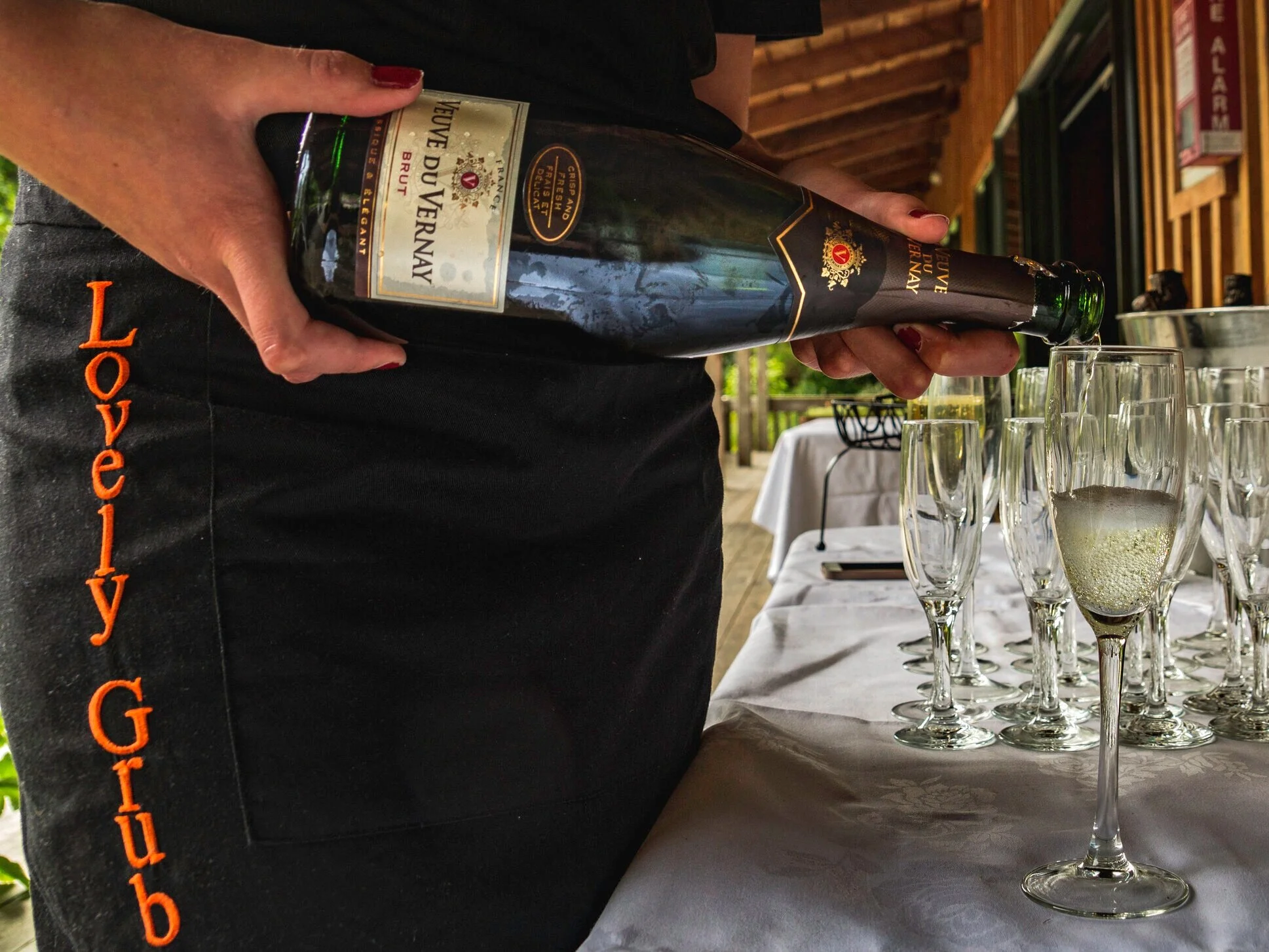 Lovely Grub  Lovely Grub is a location catering specialist who works throughout New Zealand on large and medium scale events. These include but are not limited to, sporting events, conferences, religious gatherings, reunions, corporate events, weddings, film and work crew catering, horse trekking and touring events and one off dinners in many forms.